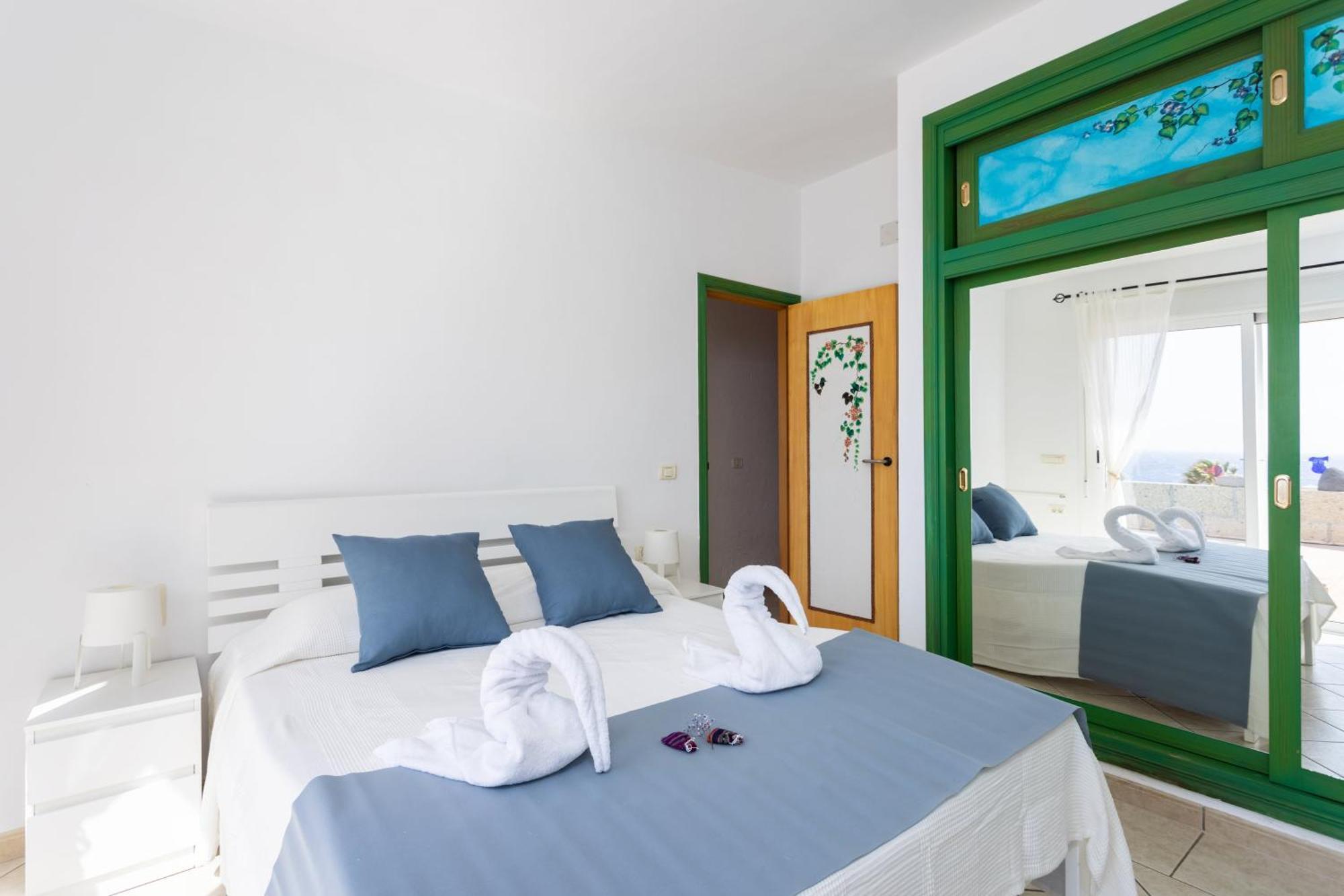 Casa Almendra - Private Pool - Ocean View - Bbq - Garden - Terrace - Free Wifi - Child & Pet-friendly - 4 Bedrooms - 8 People Hébergement de vacances