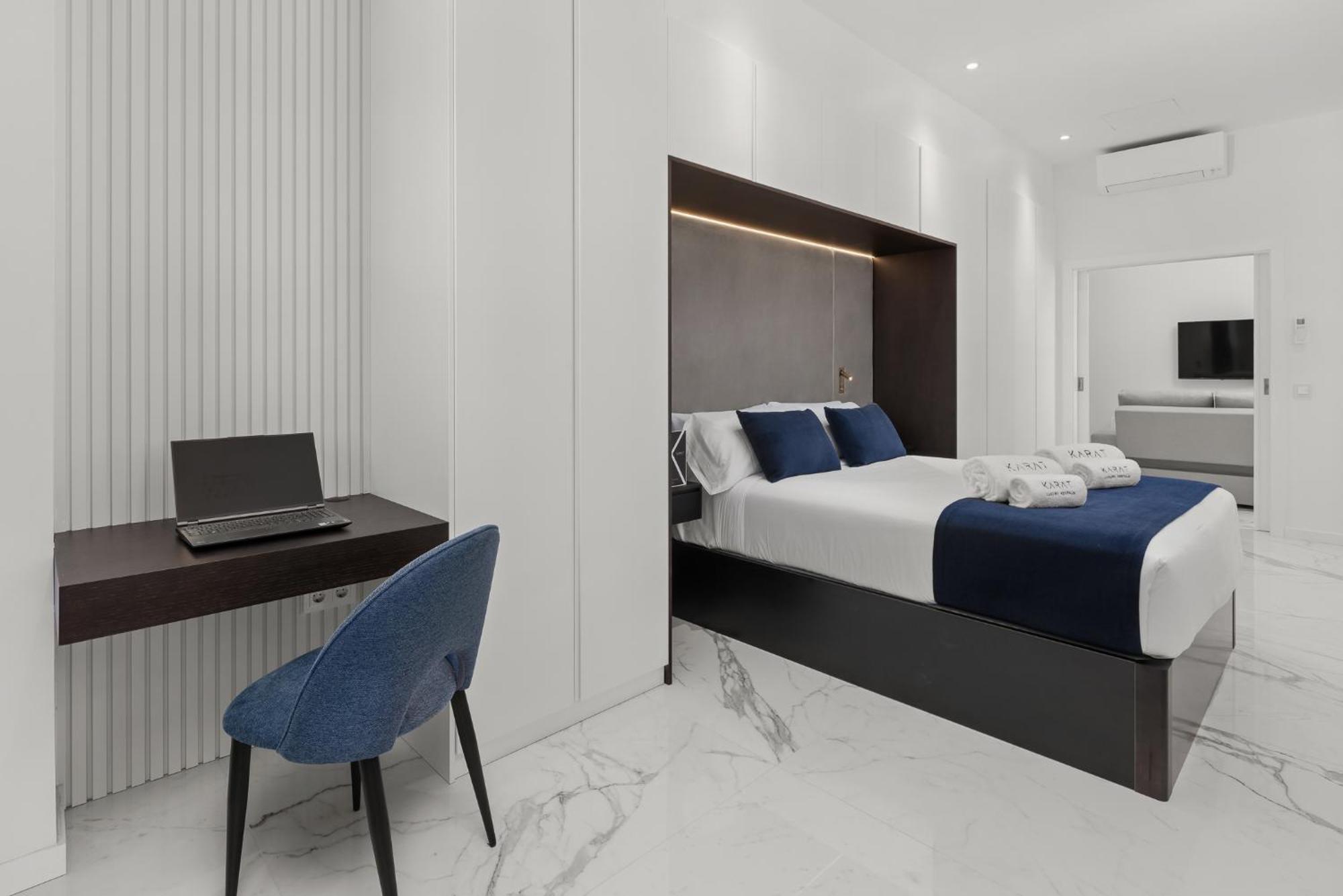 7 Luxury By Karat * Santa Cruz de Tenerife