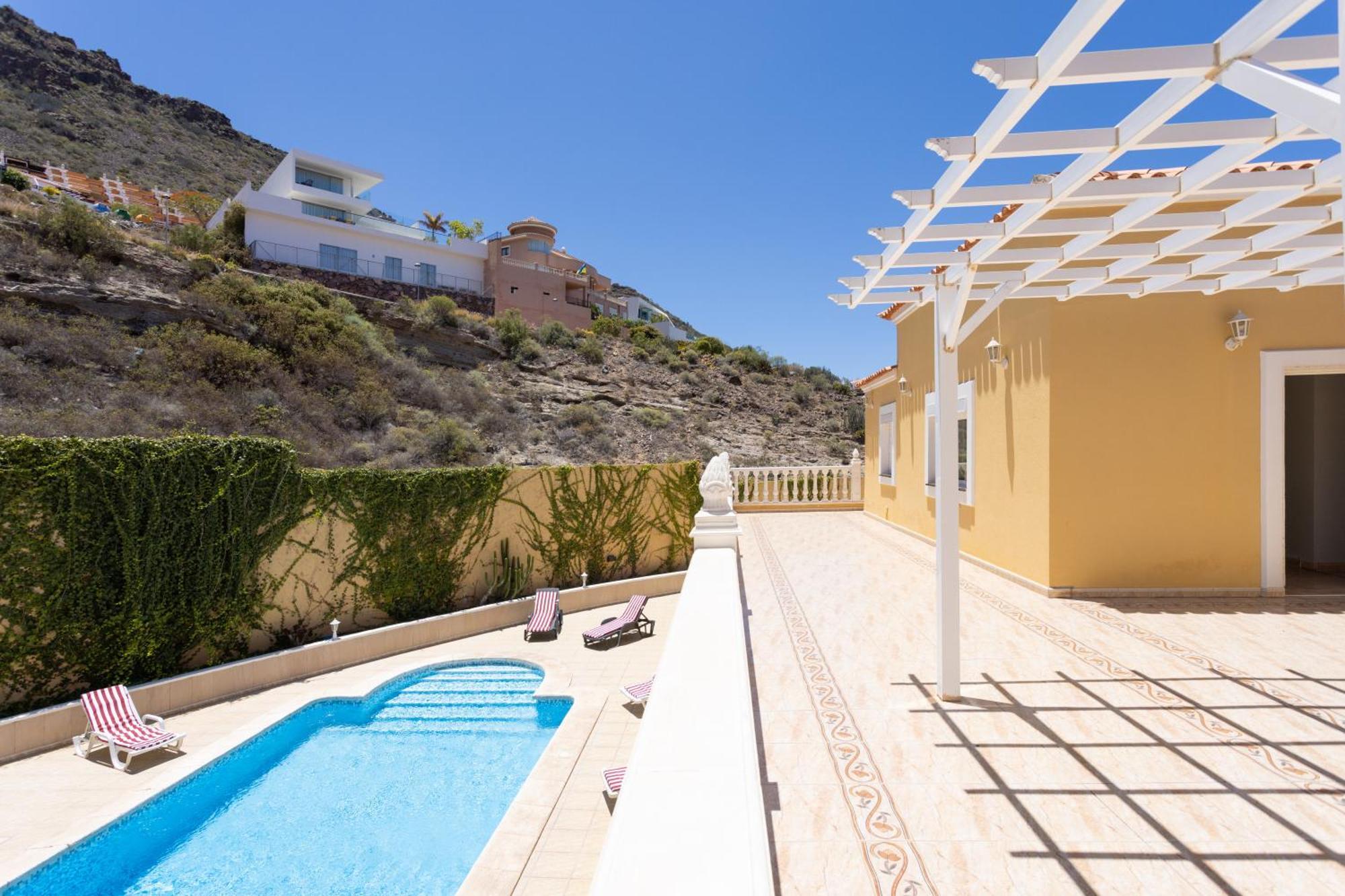 Classbnb - Luxurious 1,5 Kilometers From Villa *