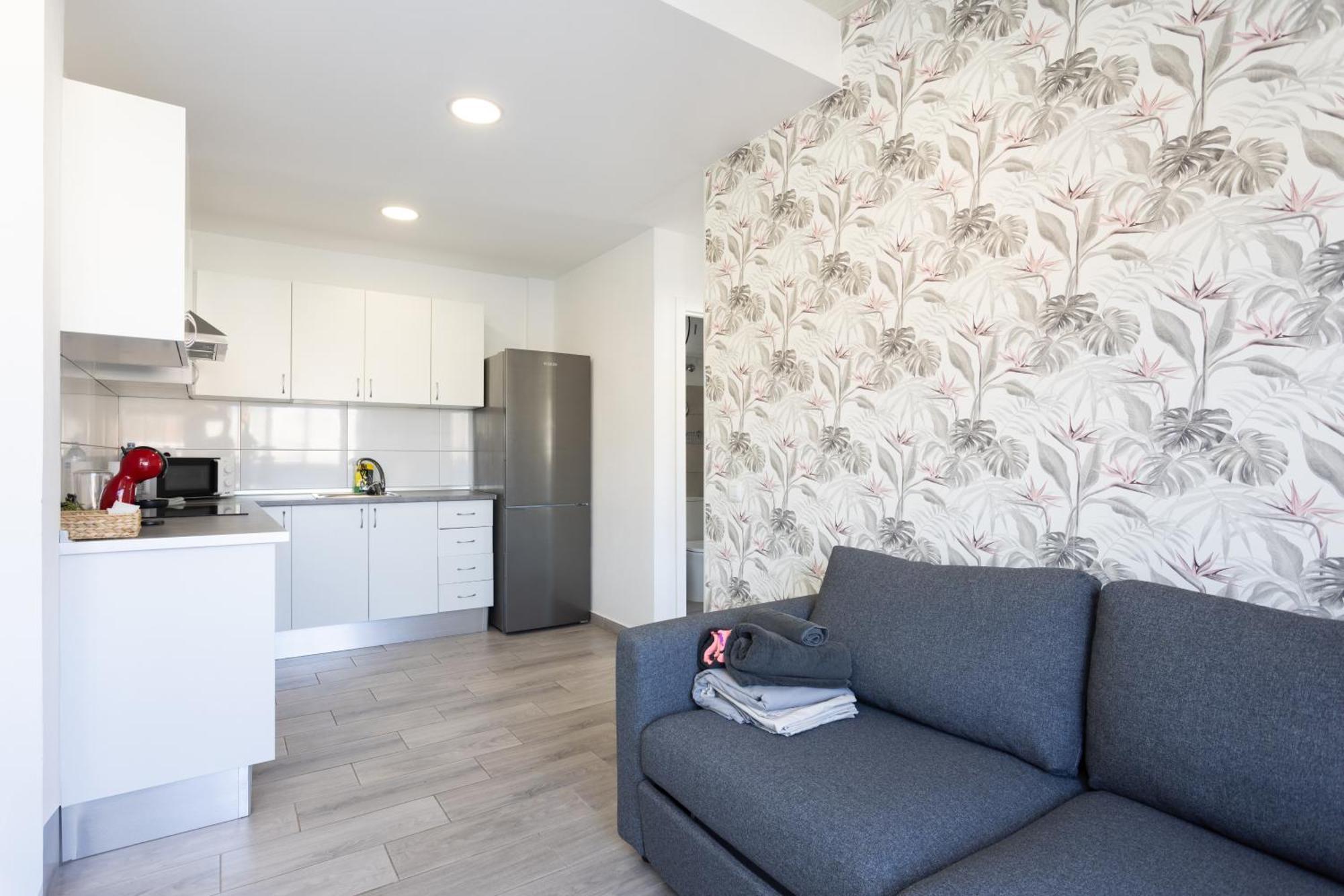 New Center Cristianos Apartment