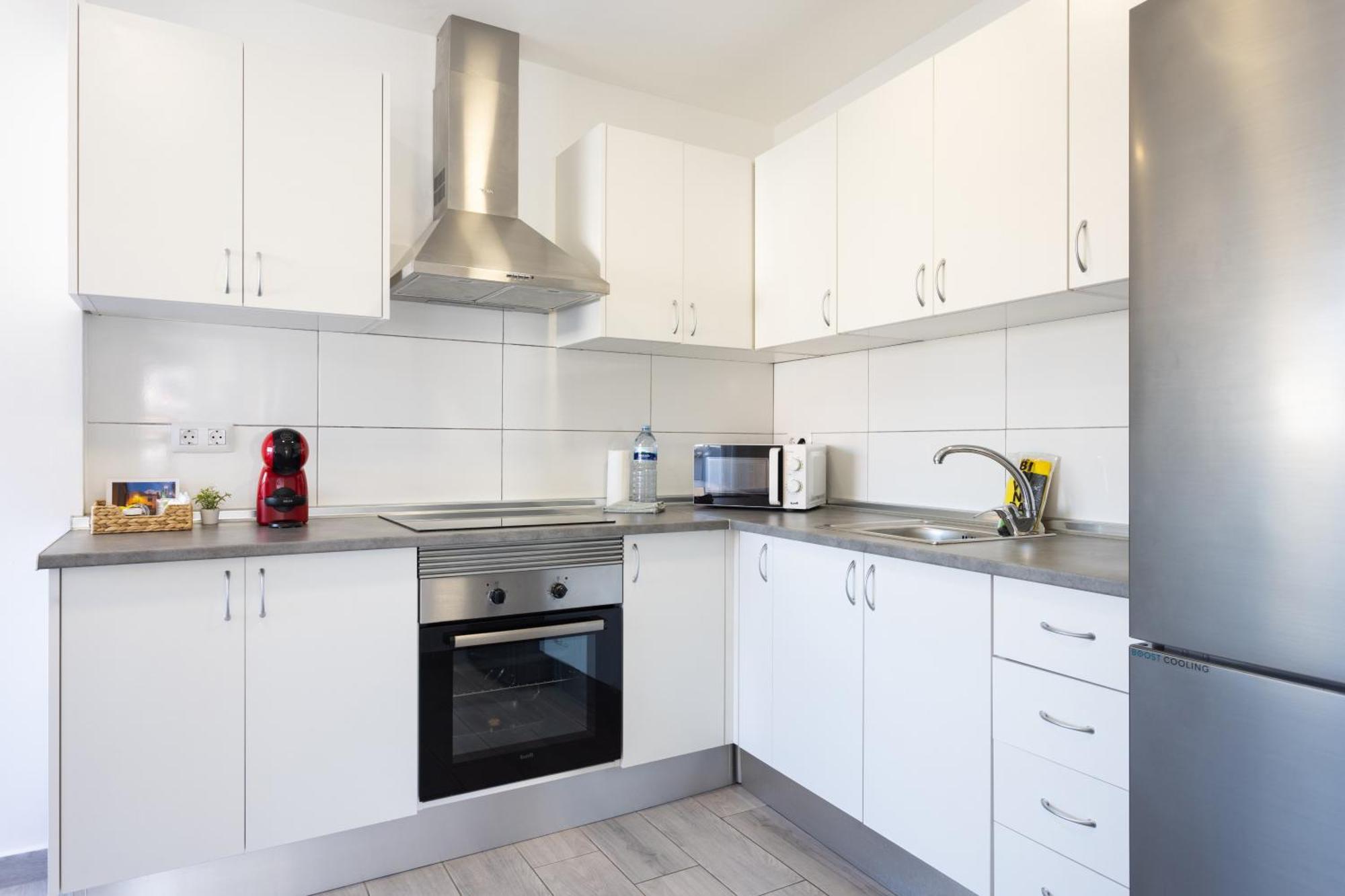New Center Cristianos Apartment *