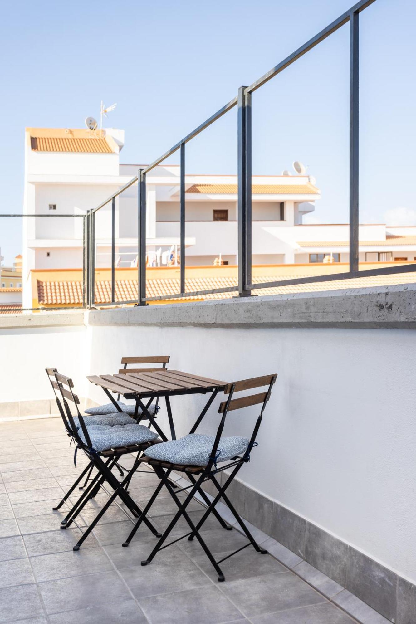 New Center Cristianos Apartment