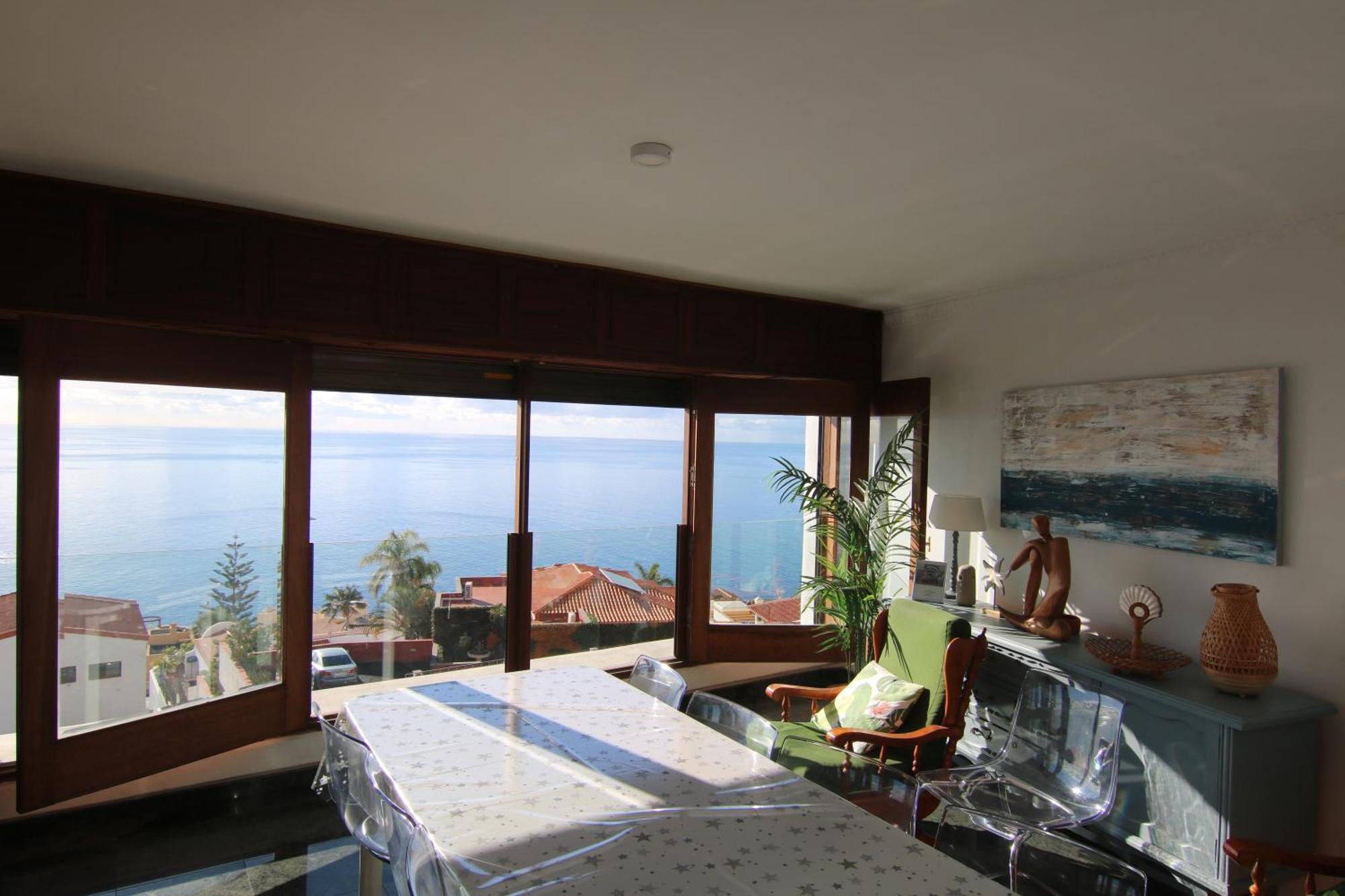 Villa Gonzalez Sea Views Radazul