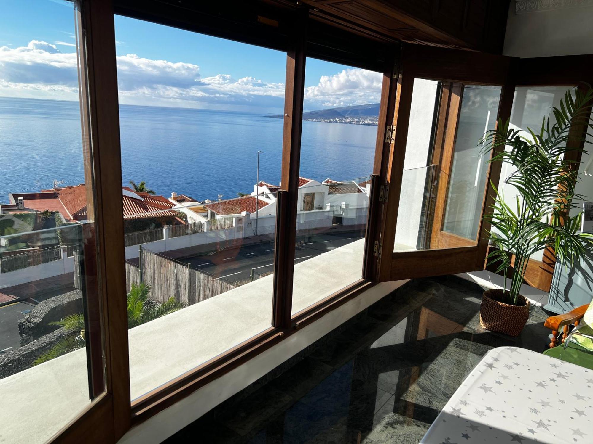 Villa Gonzalez Sea Views Radazul