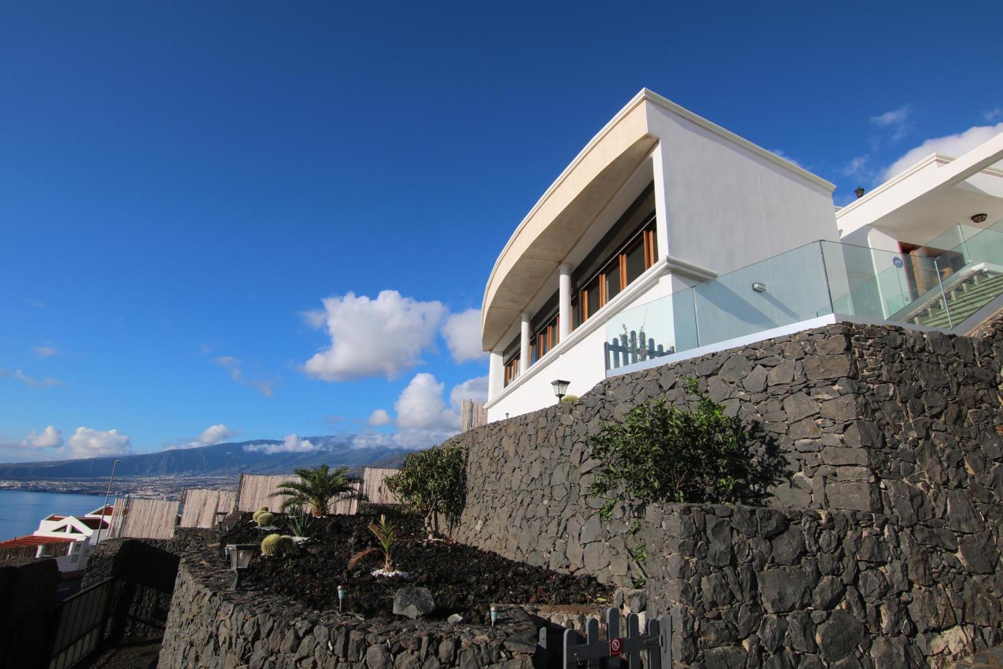 Bed & Breakfast Villa Gonzalez Sea Views Radazul