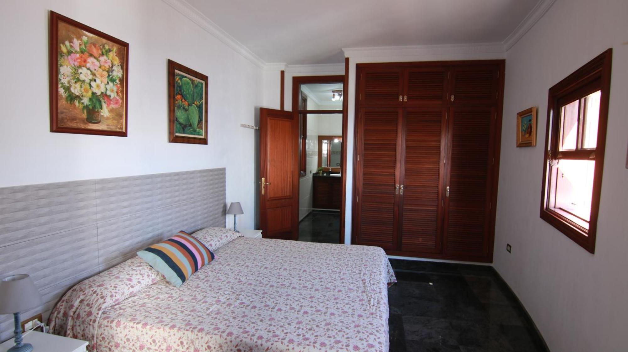 Villa Gonzalez Sea Views Bed & Breakfast