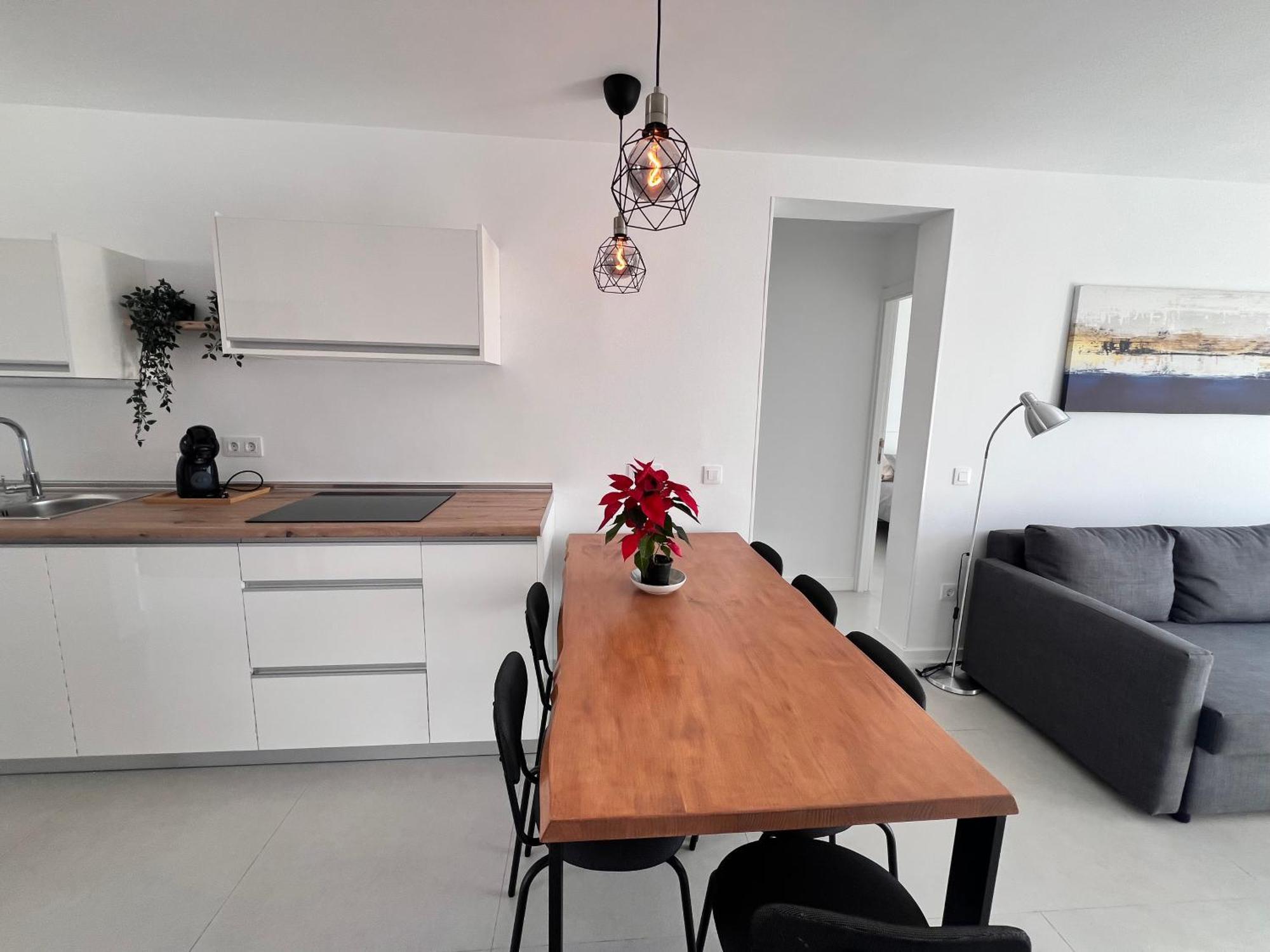 Seaview Modern In Downtown Apartment Los Cristianos (Tenerife)
