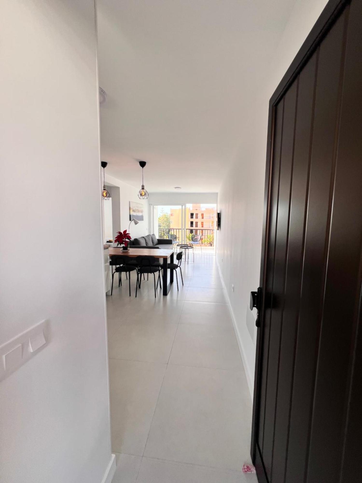 Seaview Modern In Downtown Apartment