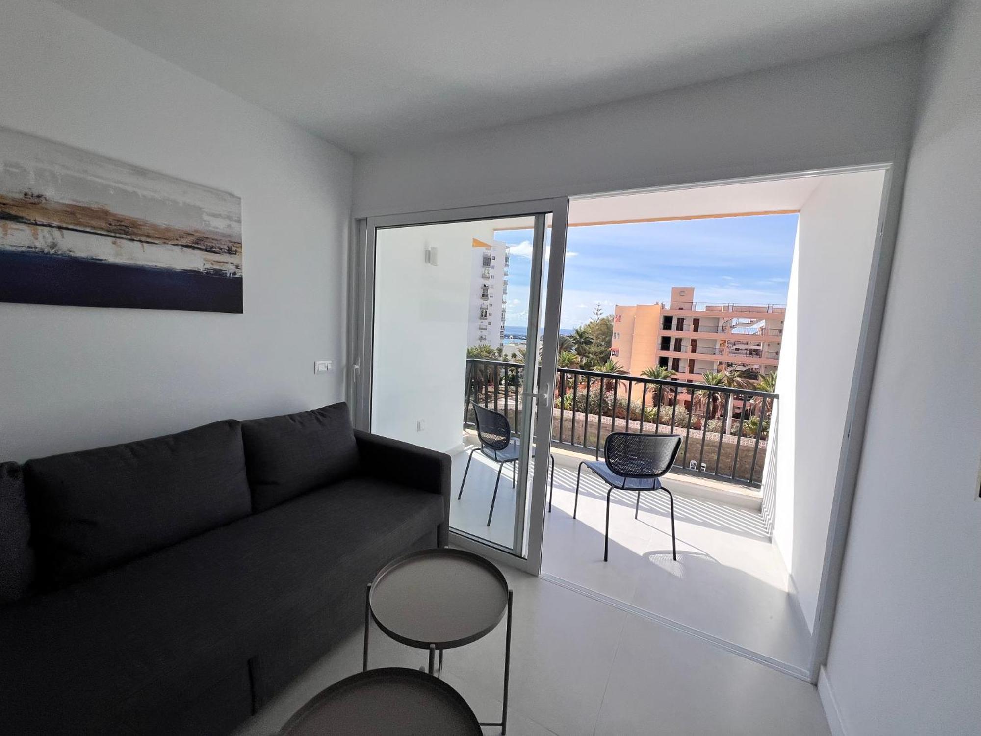 Seaview Modern In Downtown Apartamento Los Cristianos (Tenerife)
