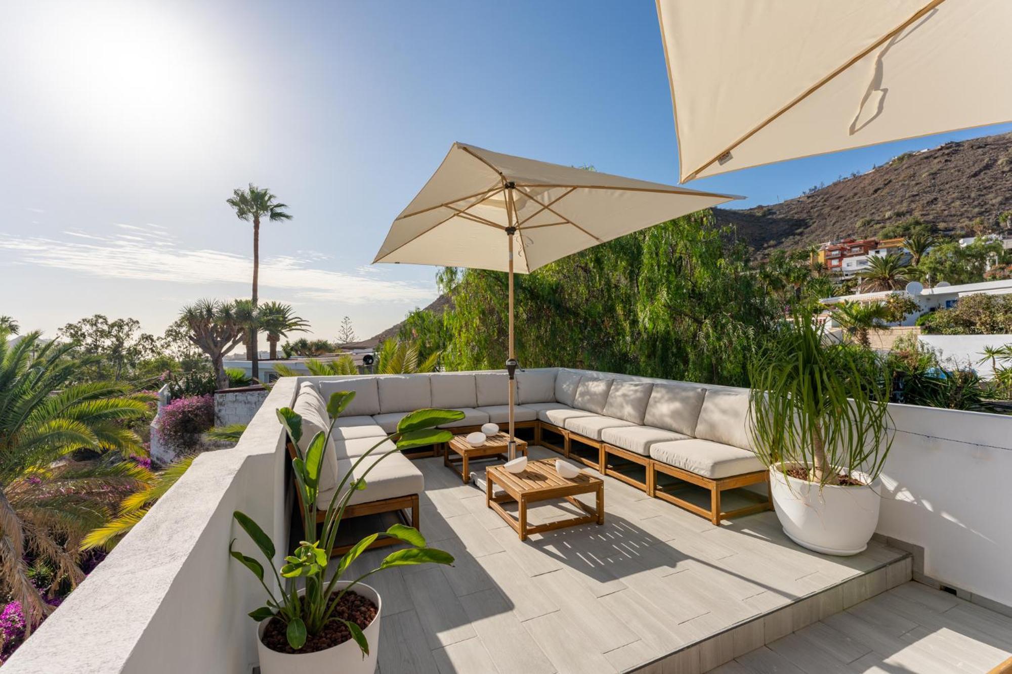 Villa With Stunning Views And A Solarium In Arona Arona (Tenerife)