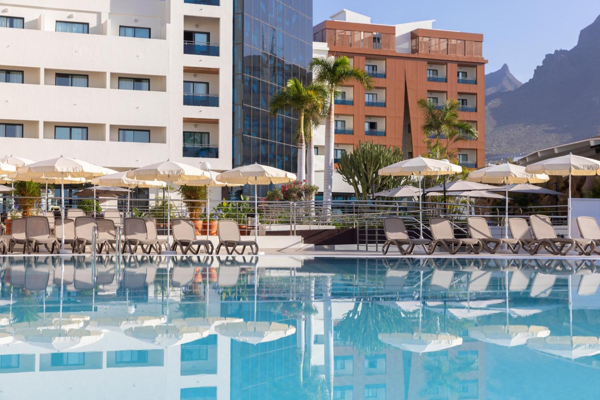 Hotel Aluasoul - New Opening (adults Only) Costa Adeje (Tenerife)