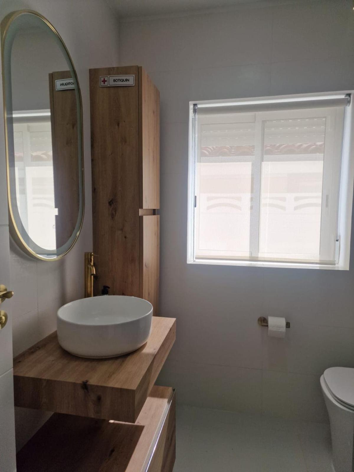 La Casita De Emily - Reformada, Bien Situada Y Con Piscina Amplia Сasa de vacaciones
