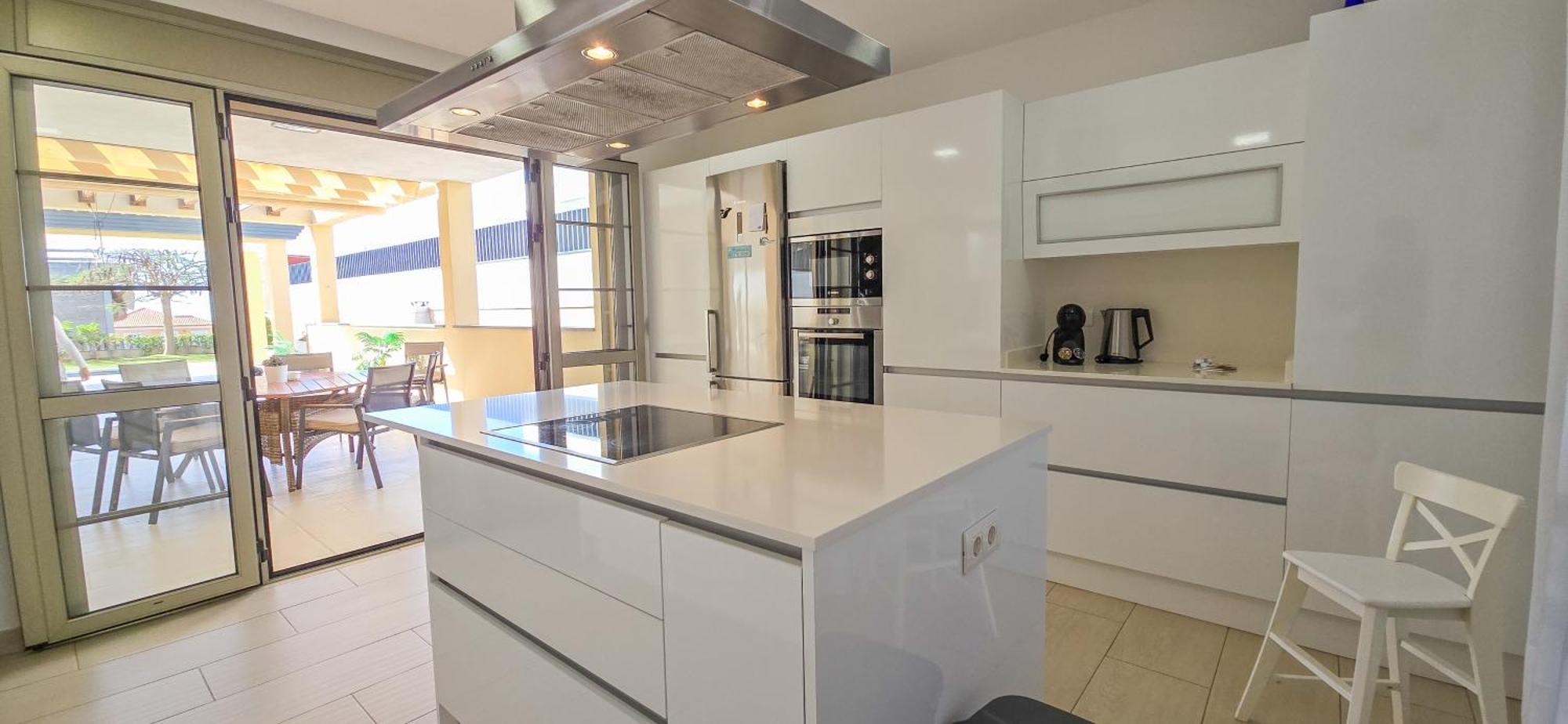 5 Bedrooms Costa Adeje Villa *