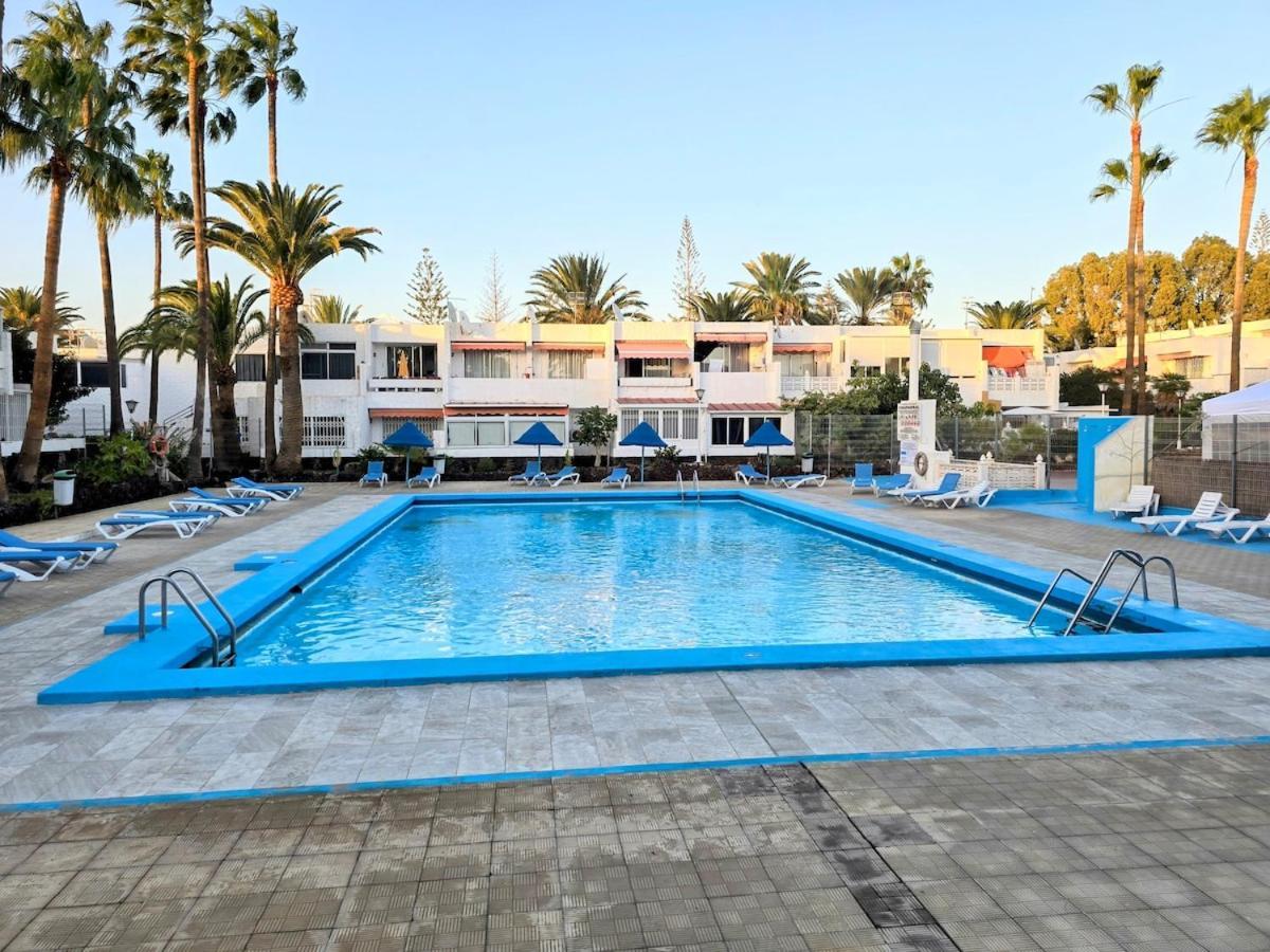 Blue Paradise Apartment *