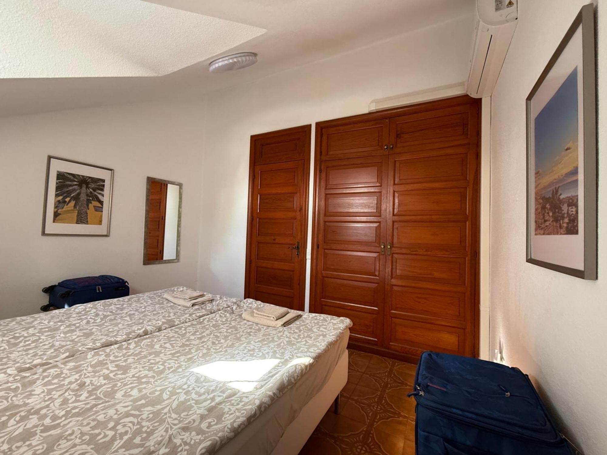 Sunny 2-bedroom In Parque Santiago Ii Apartment *
