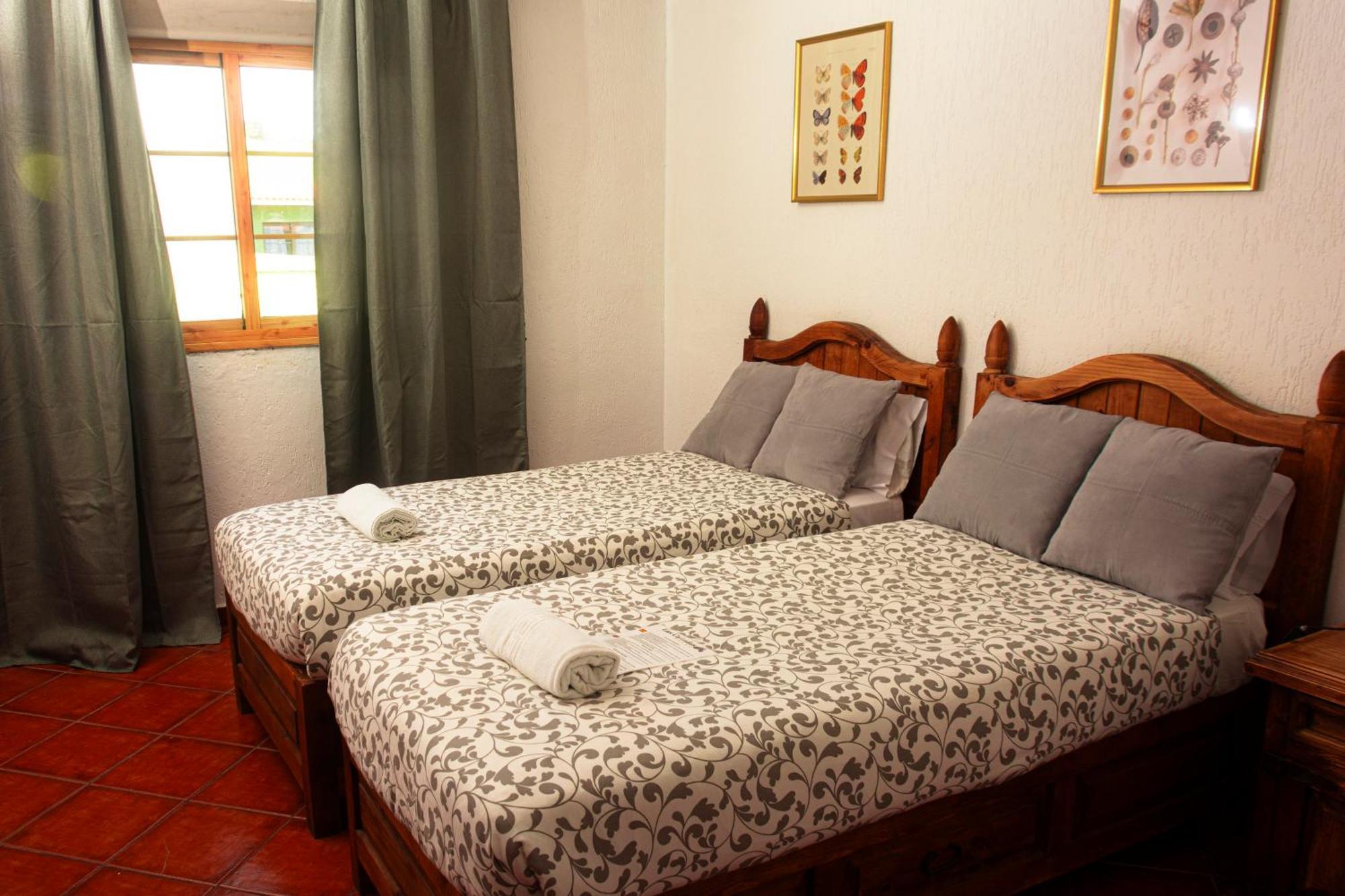 Canadas Hotel