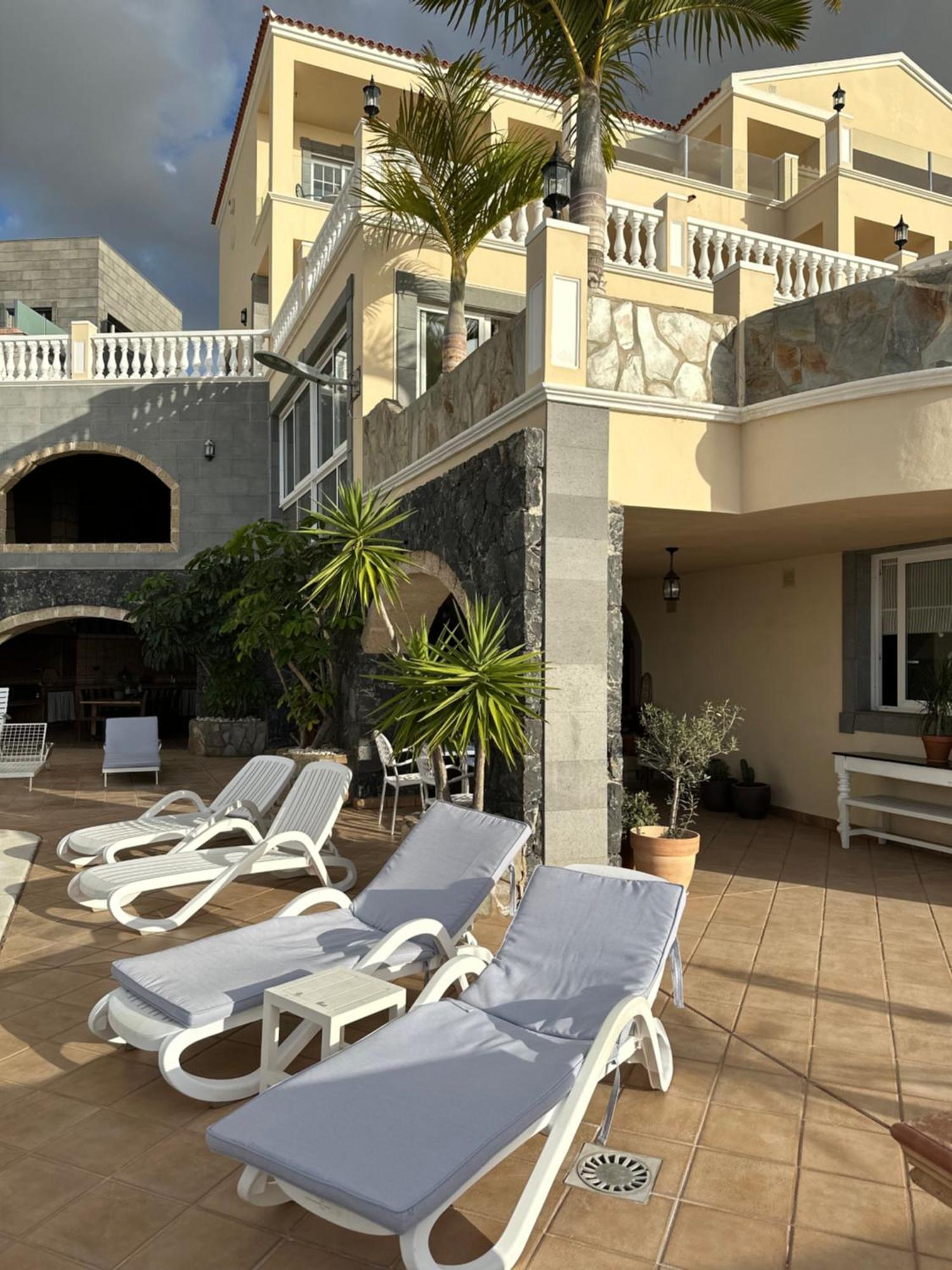 Boutique Leicht & Friends Aparthotel *