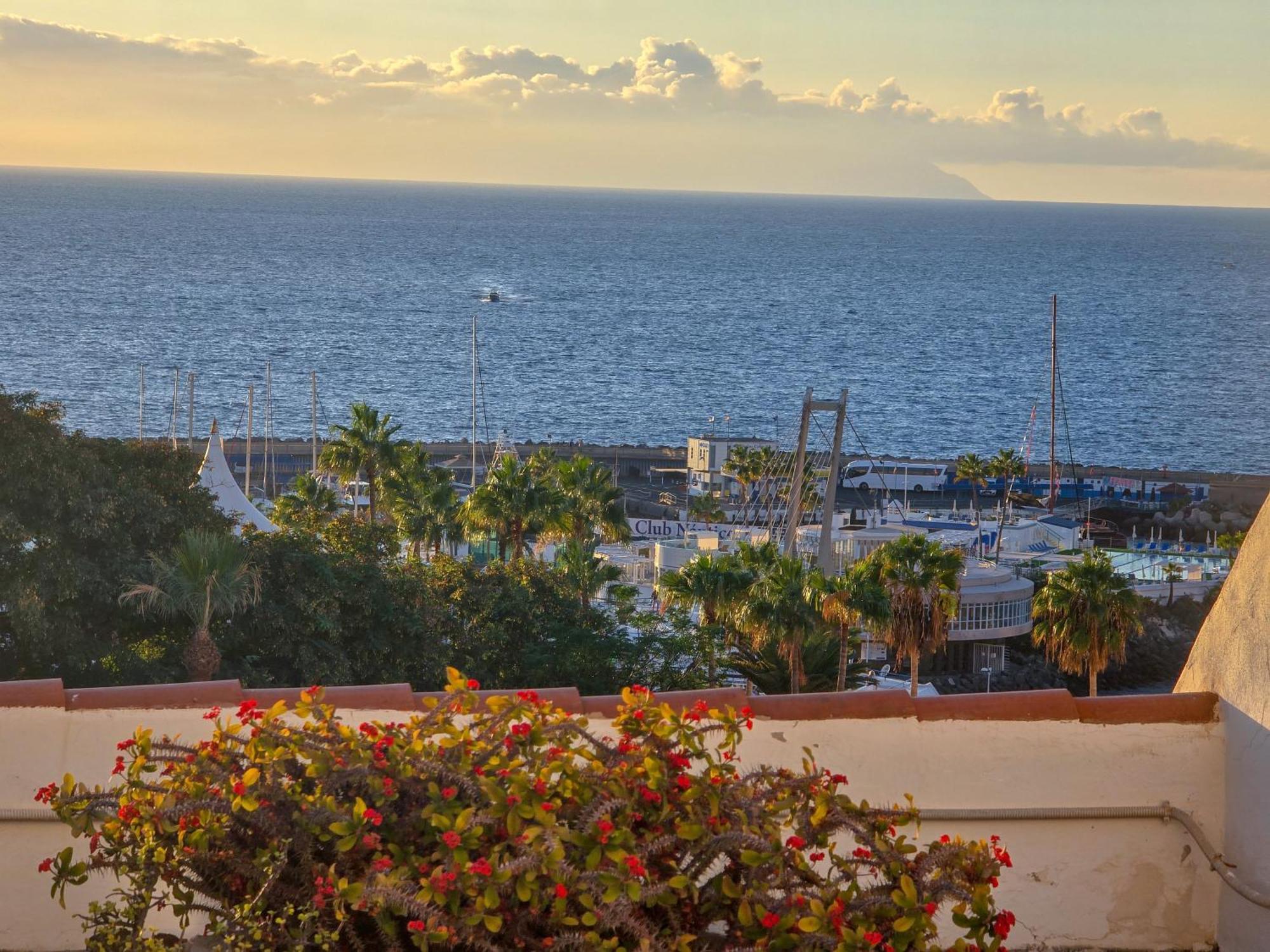 Geranios 2 - Sea Views Costa Adeje (Tenerife)