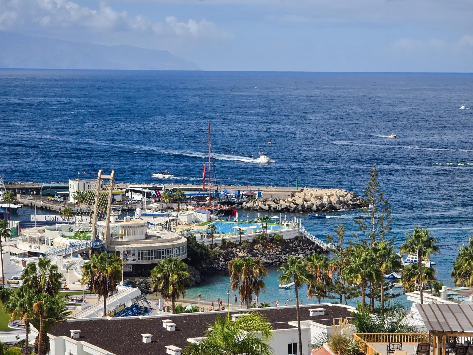 Geranios 2 - Sea Views *