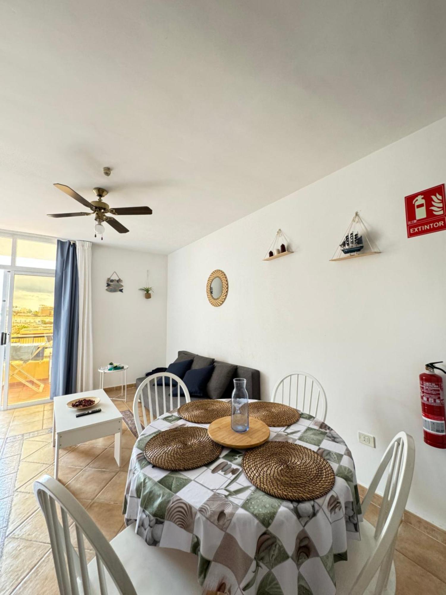Acogedor Con Vistas Al Mar Apartment