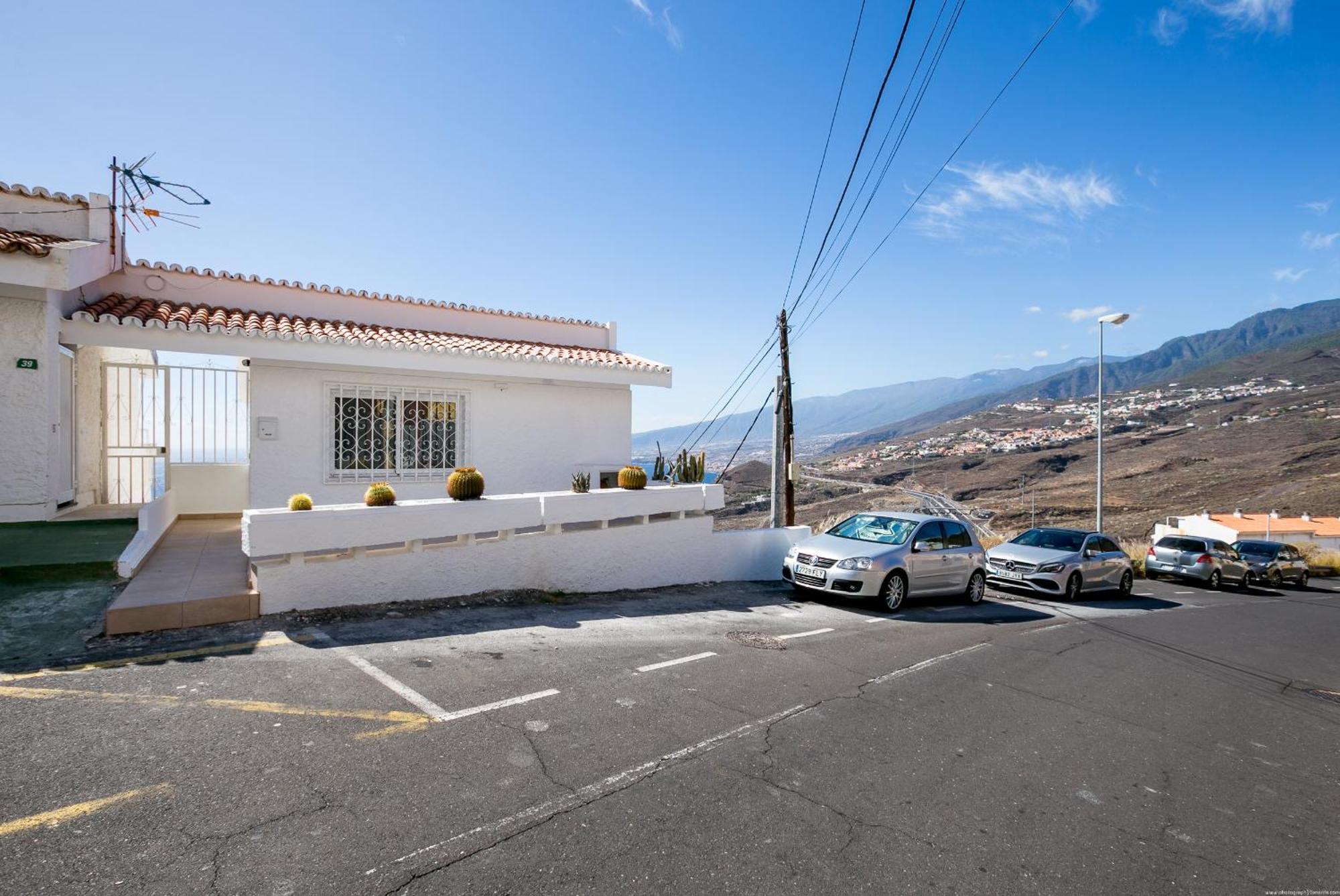 Breathtaking 180 Degrees Views In Tabaiba Alta
