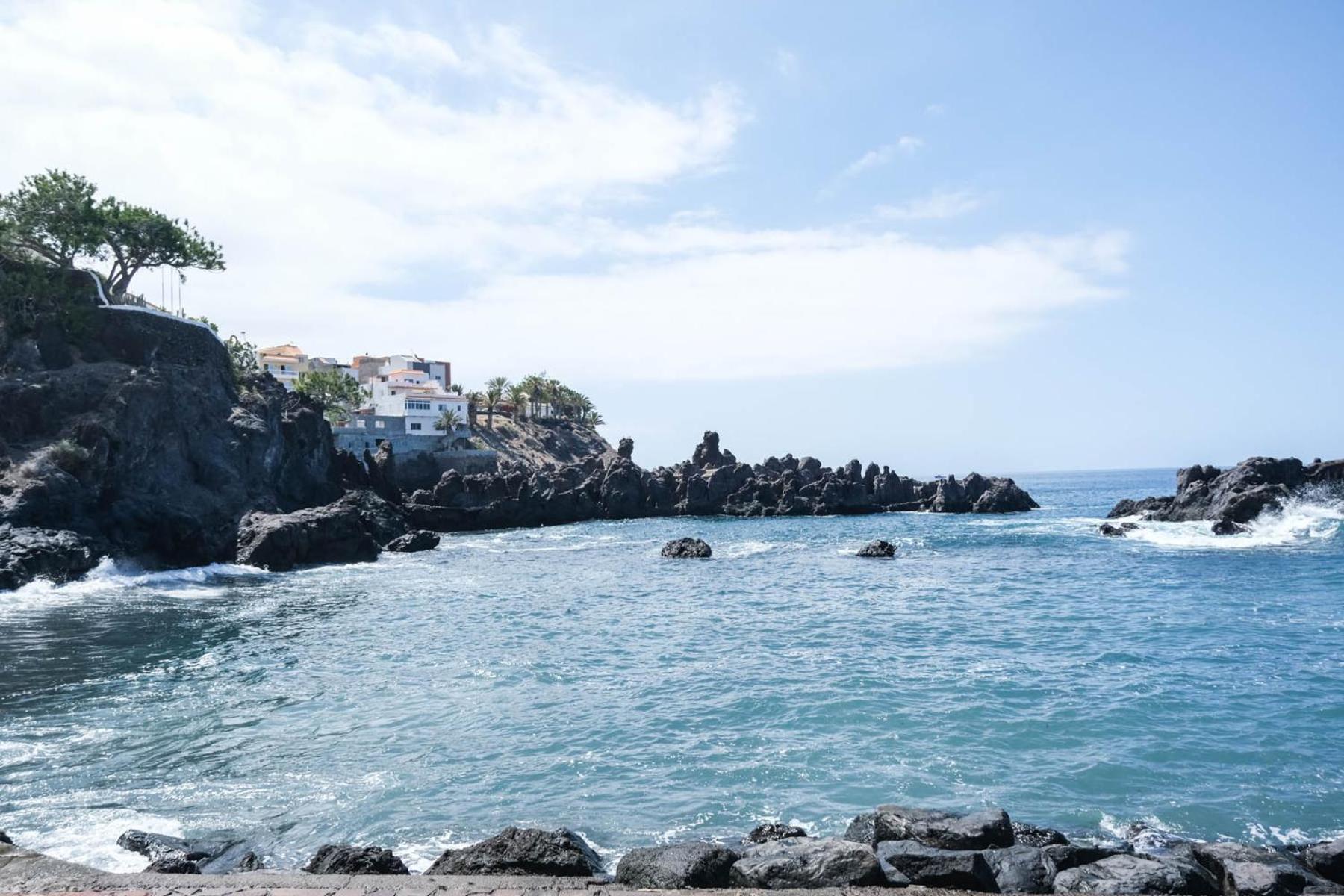 Casa Julio - Complete Coastal Retreat - Entire - 3 Min Walk From The Ocean - Shared Entrance With Host Maison d'hôtes *