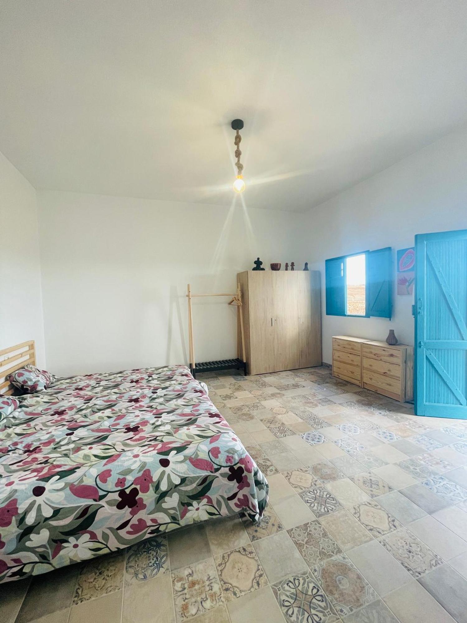 Cuevas - 3 Bed In A Serene Setting * Santa Cruz de Tenerife