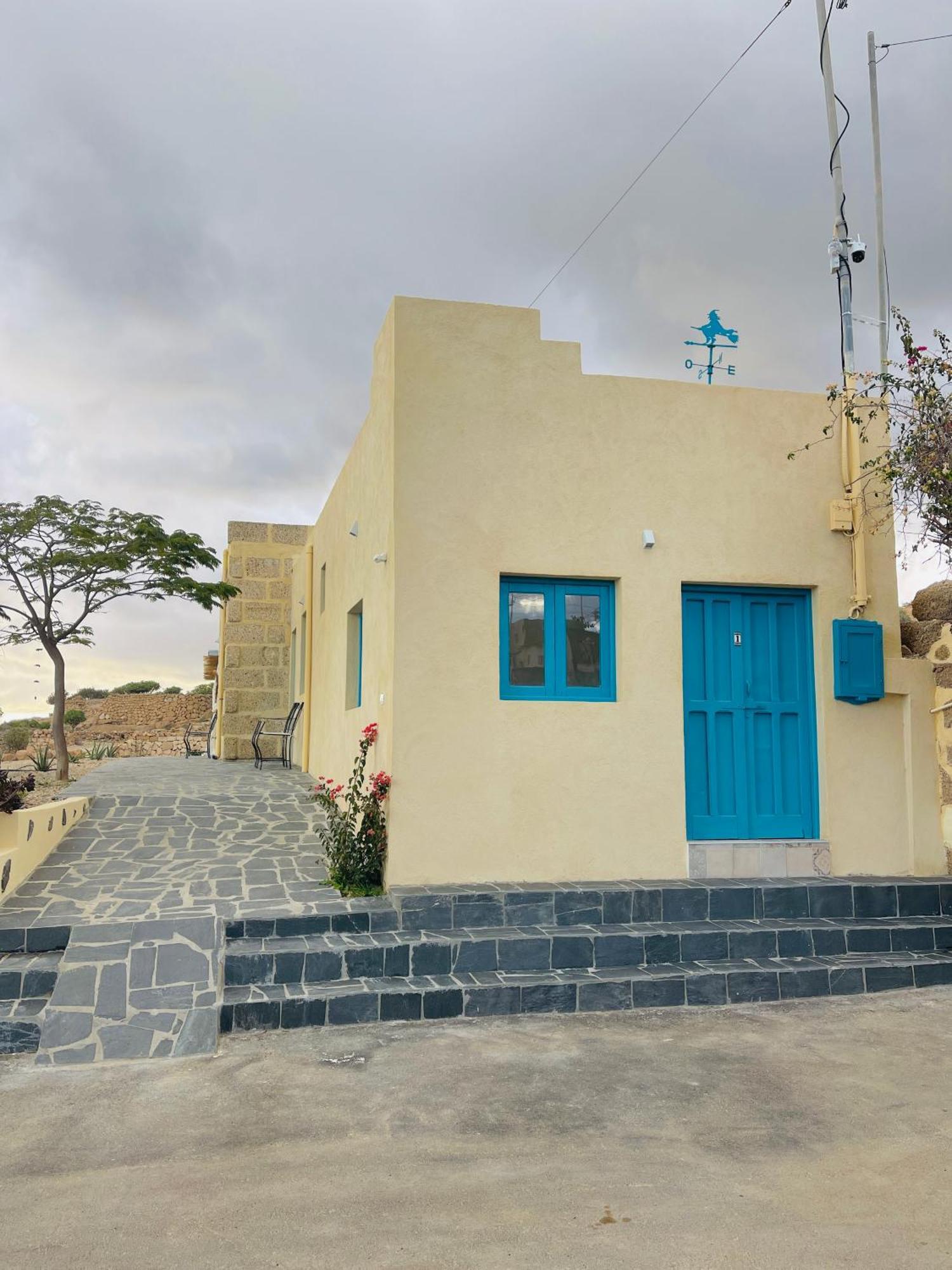 Cuevas - 3 Bed In A Serene Setting *