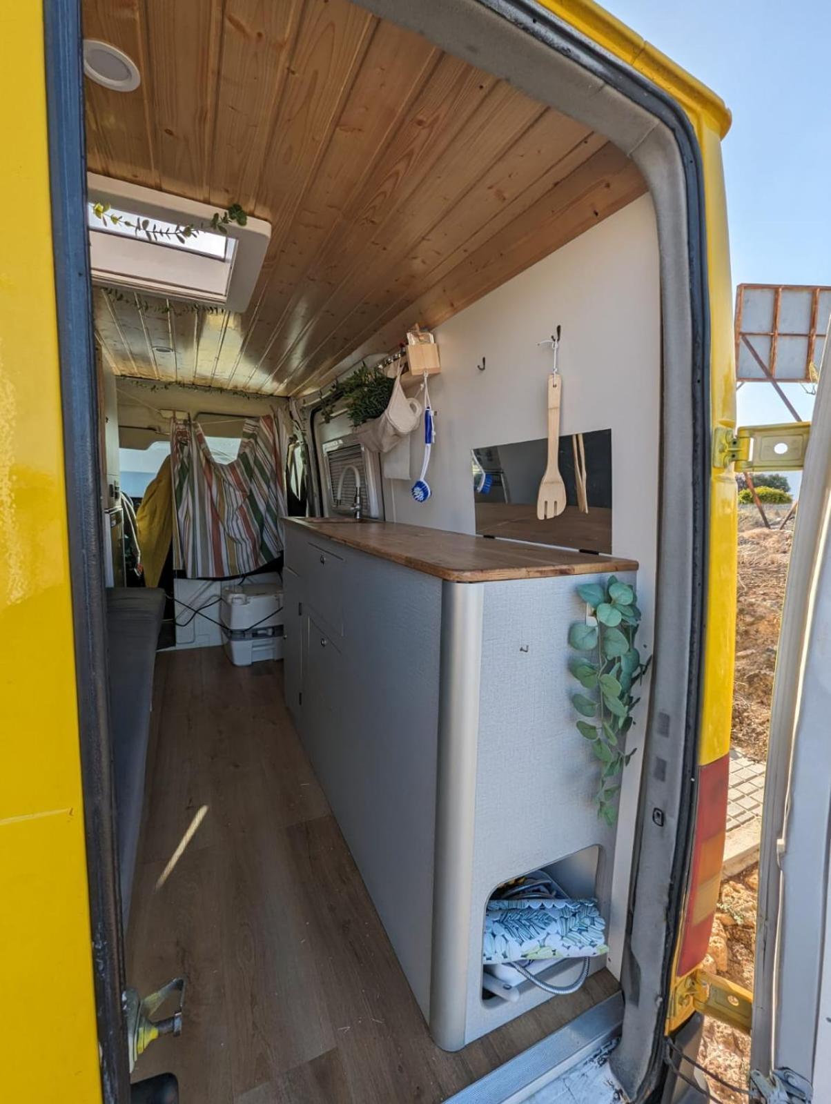 Campervans Camping