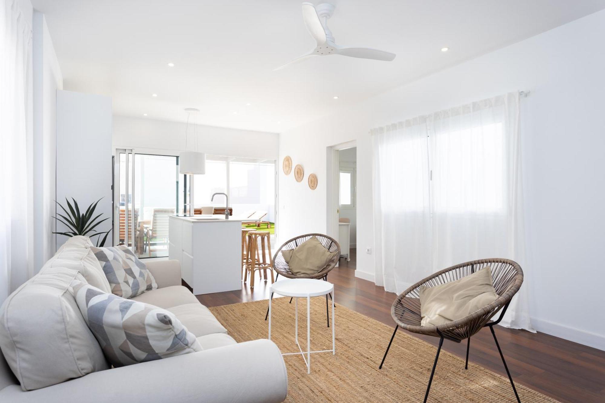 Home2book Stylish With Terrace In Cruz