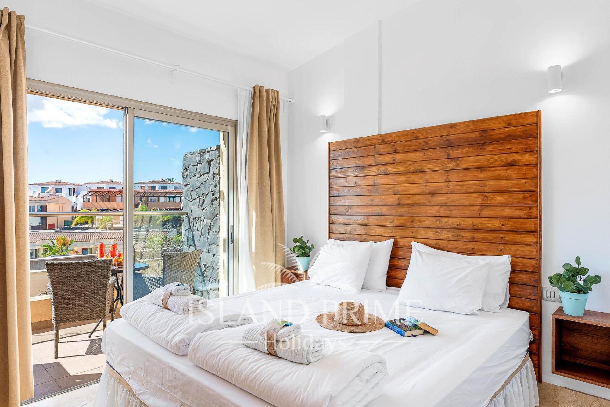 Сasa de vacaciones Modern Townhouse In Seaside Complex In Amarilla Golf Sbv48 *