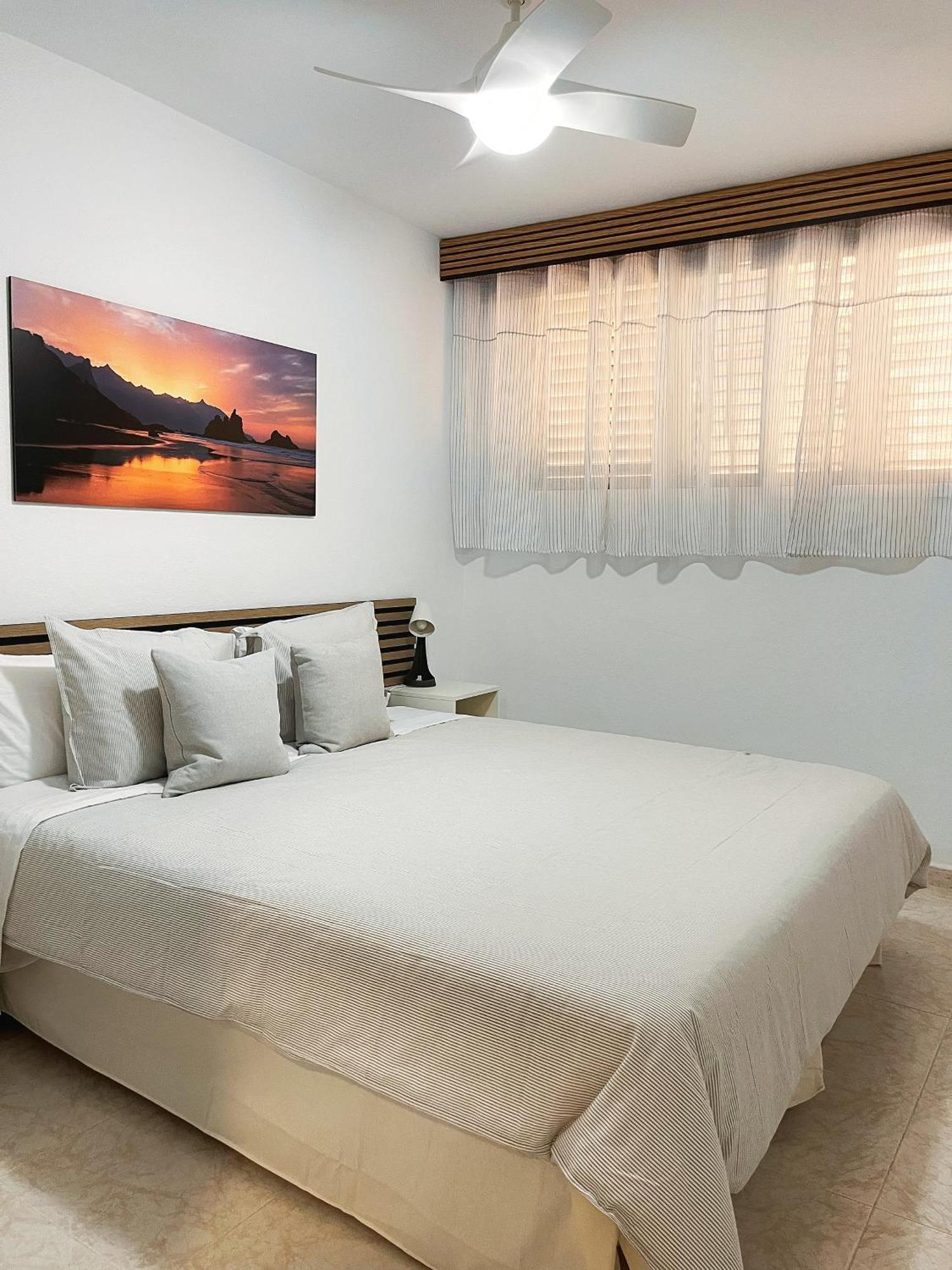 Canary Treasure Sunset By The Sea - Modern With Ocean Views *