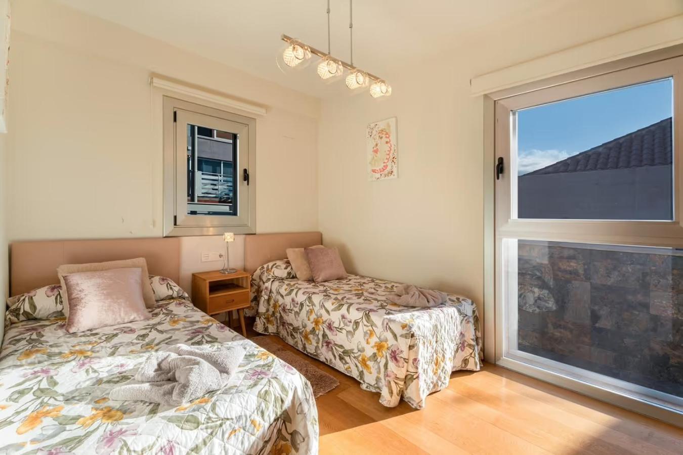 Villa Golden Horizon Con Piscina Privada Climatizada