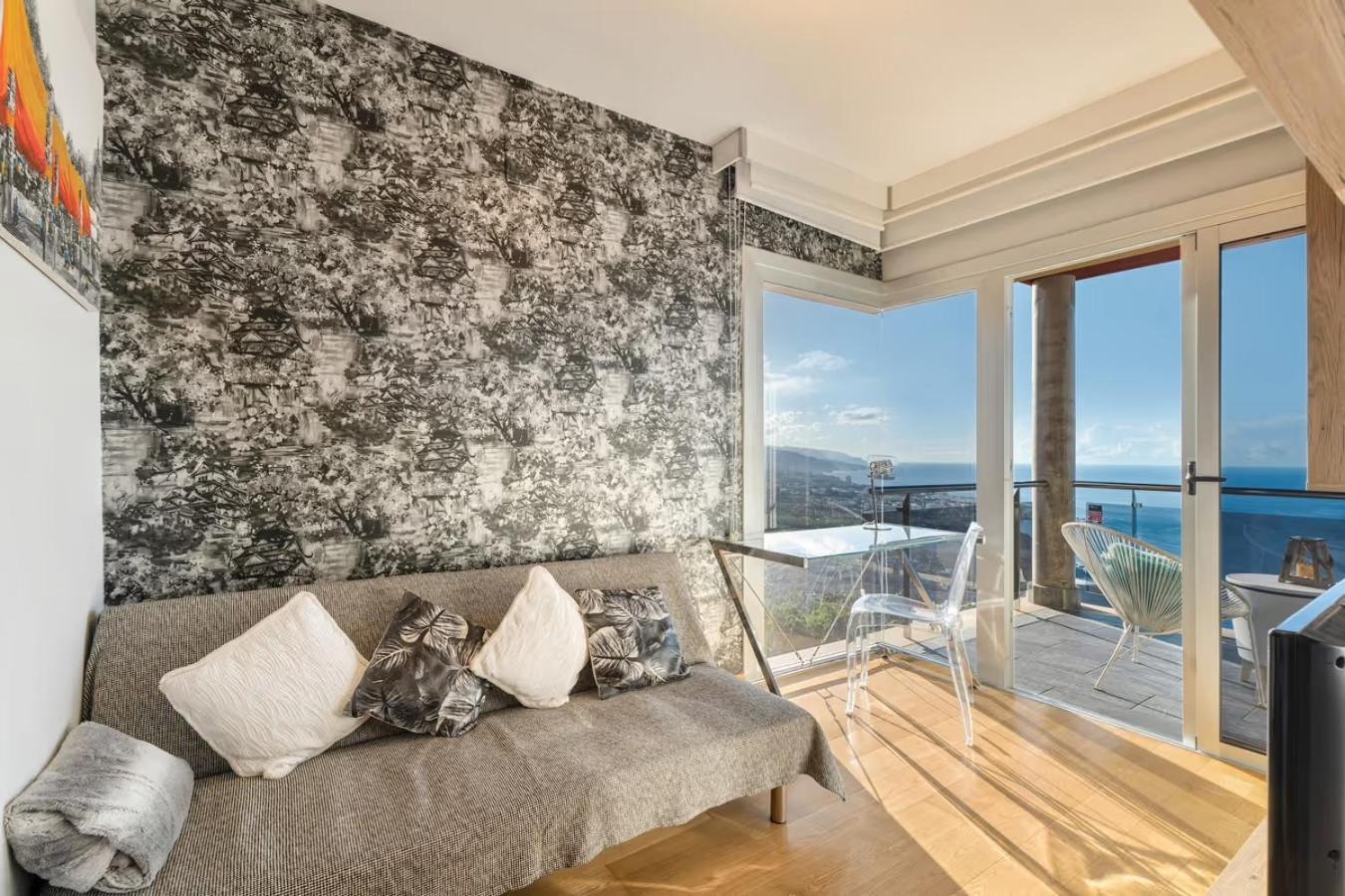 Golden Horizon Con Piscina Privada Climatizada