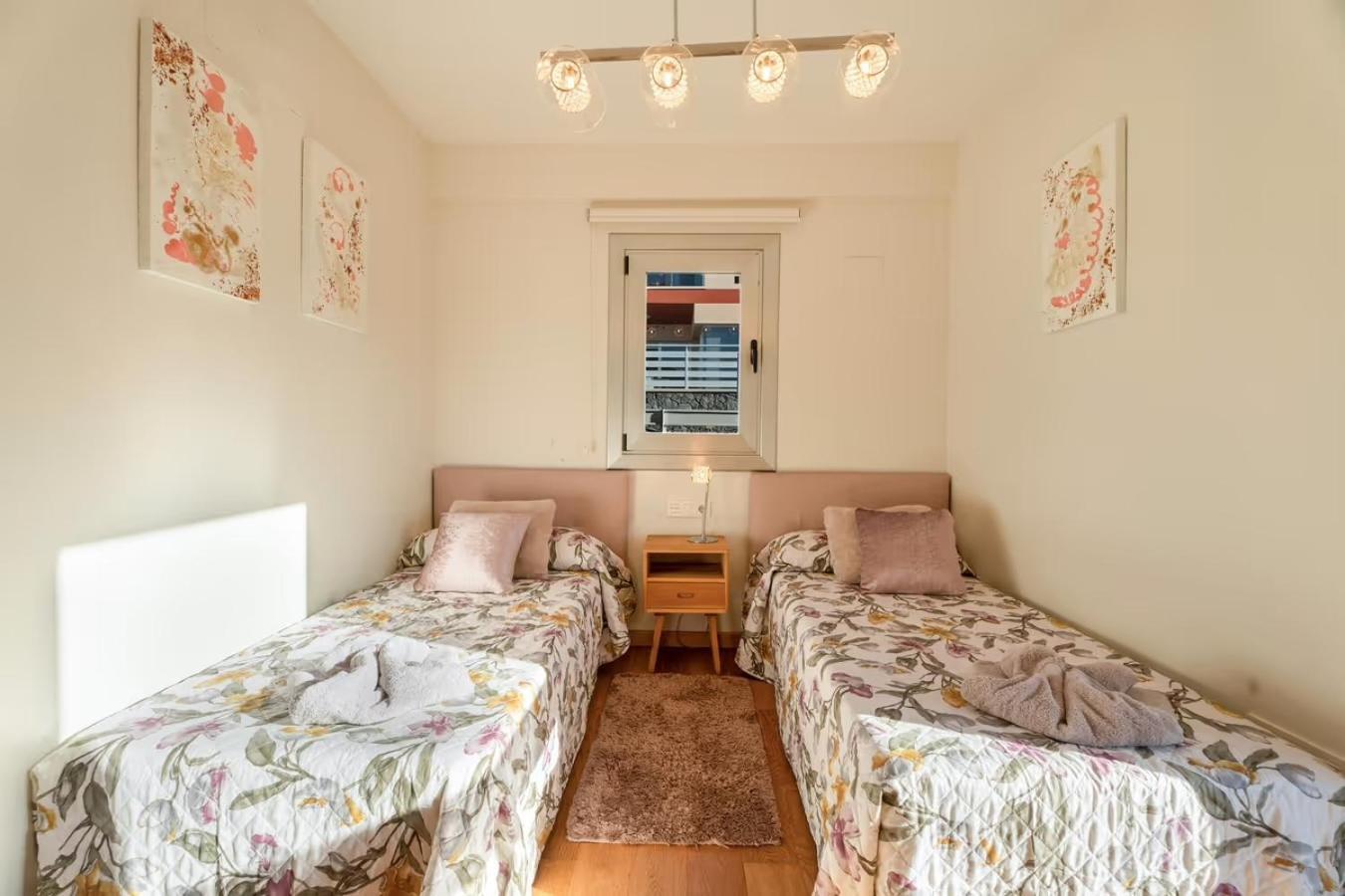 Golden Horizon Con Piscina Privada Climatizada