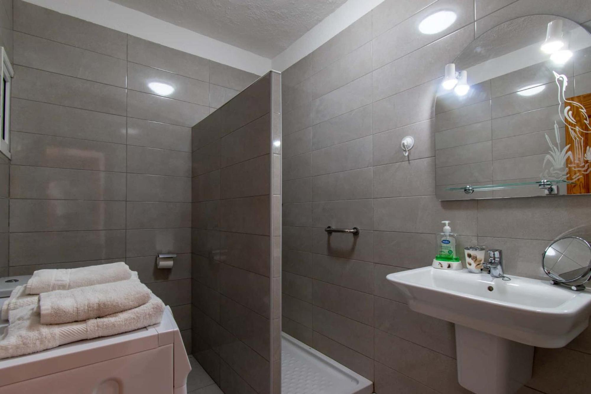 Floritas 24 - One Bed With Pool View