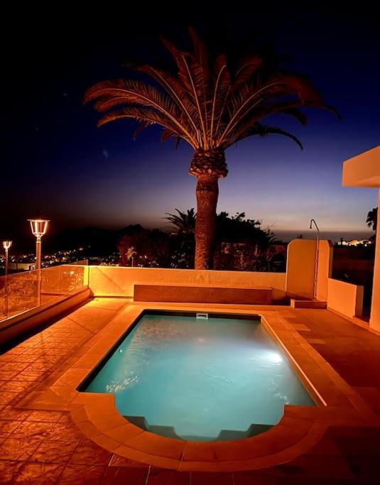 Evelyn Villa La Florida (Tenerife)