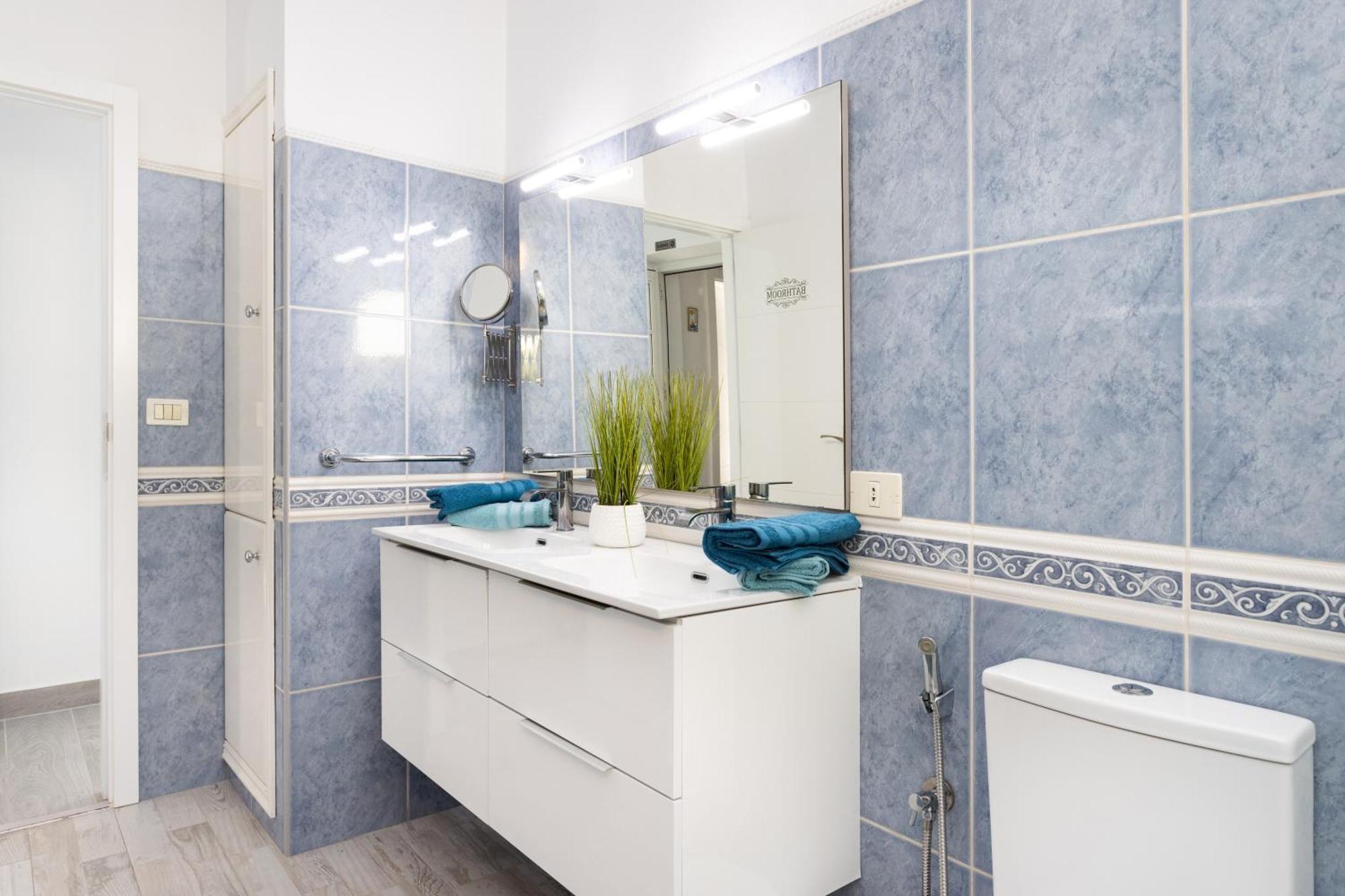Hébergement de vacances Coastal Dream With Heated Pool *