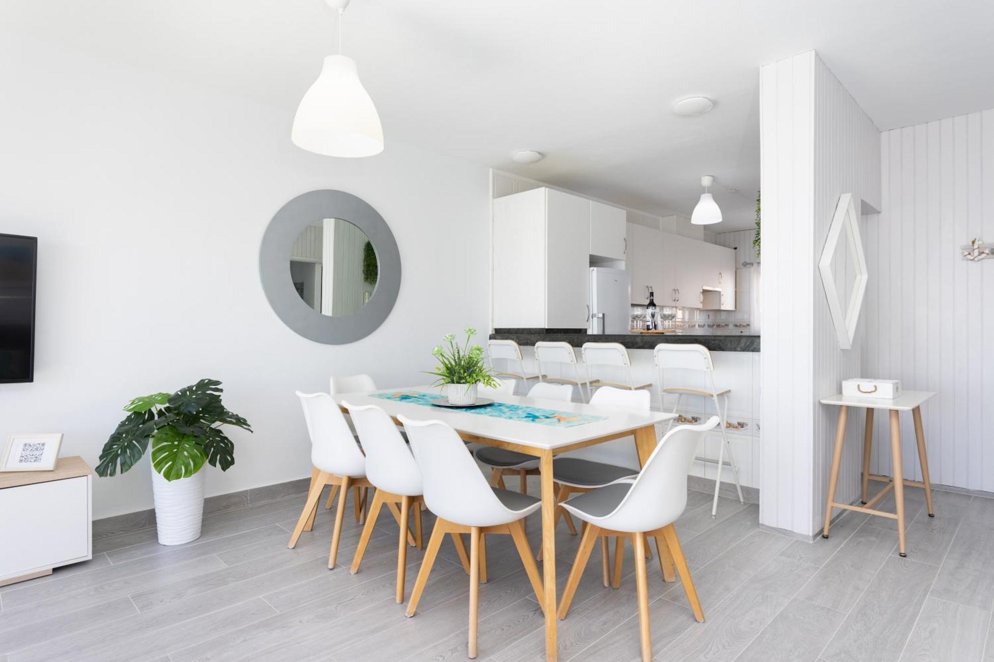 Coastal Dream With Heated Pool Hébergement de vacances