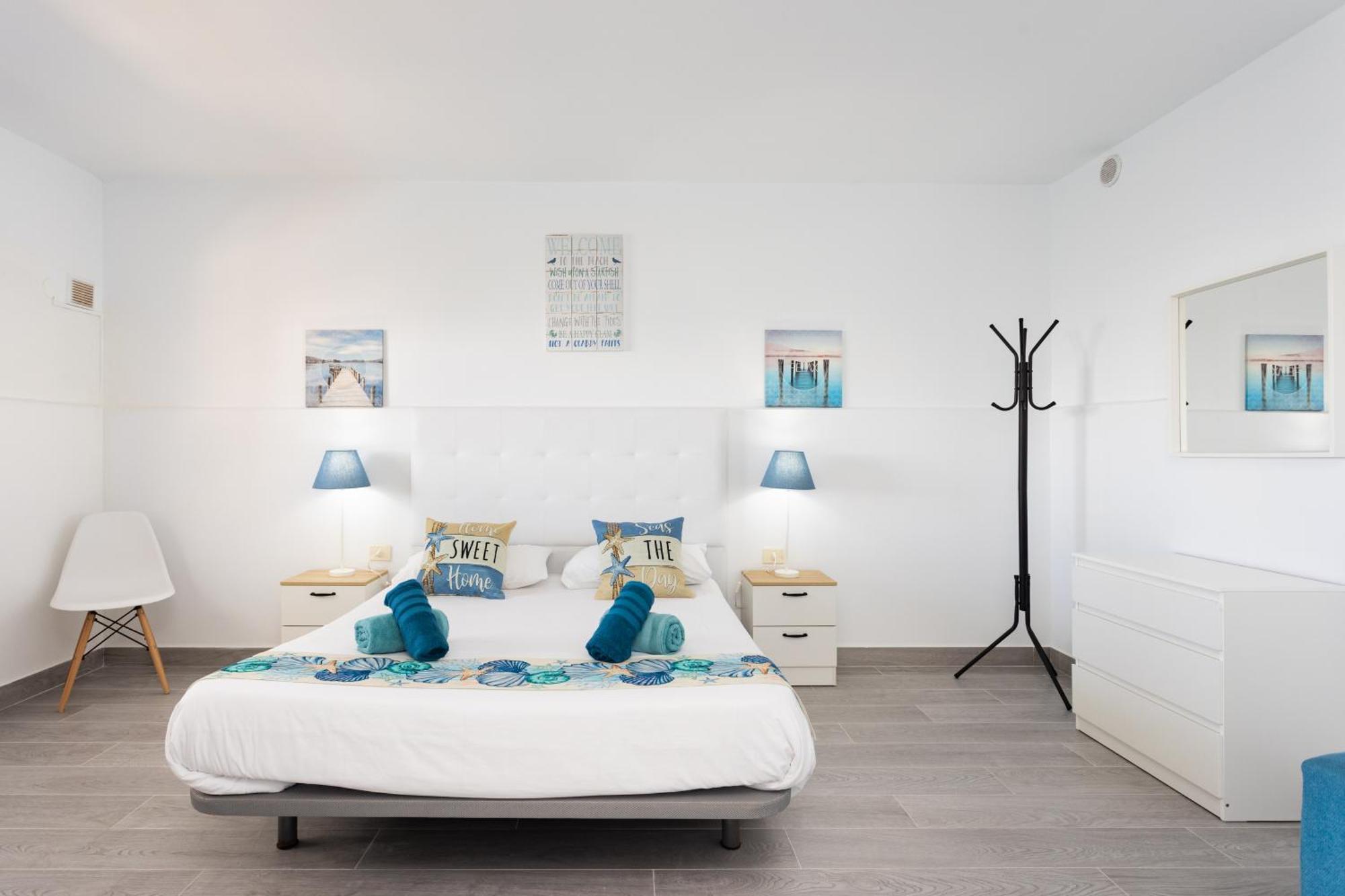 Coastal Dream With Heated Pool Hébergement de vacances