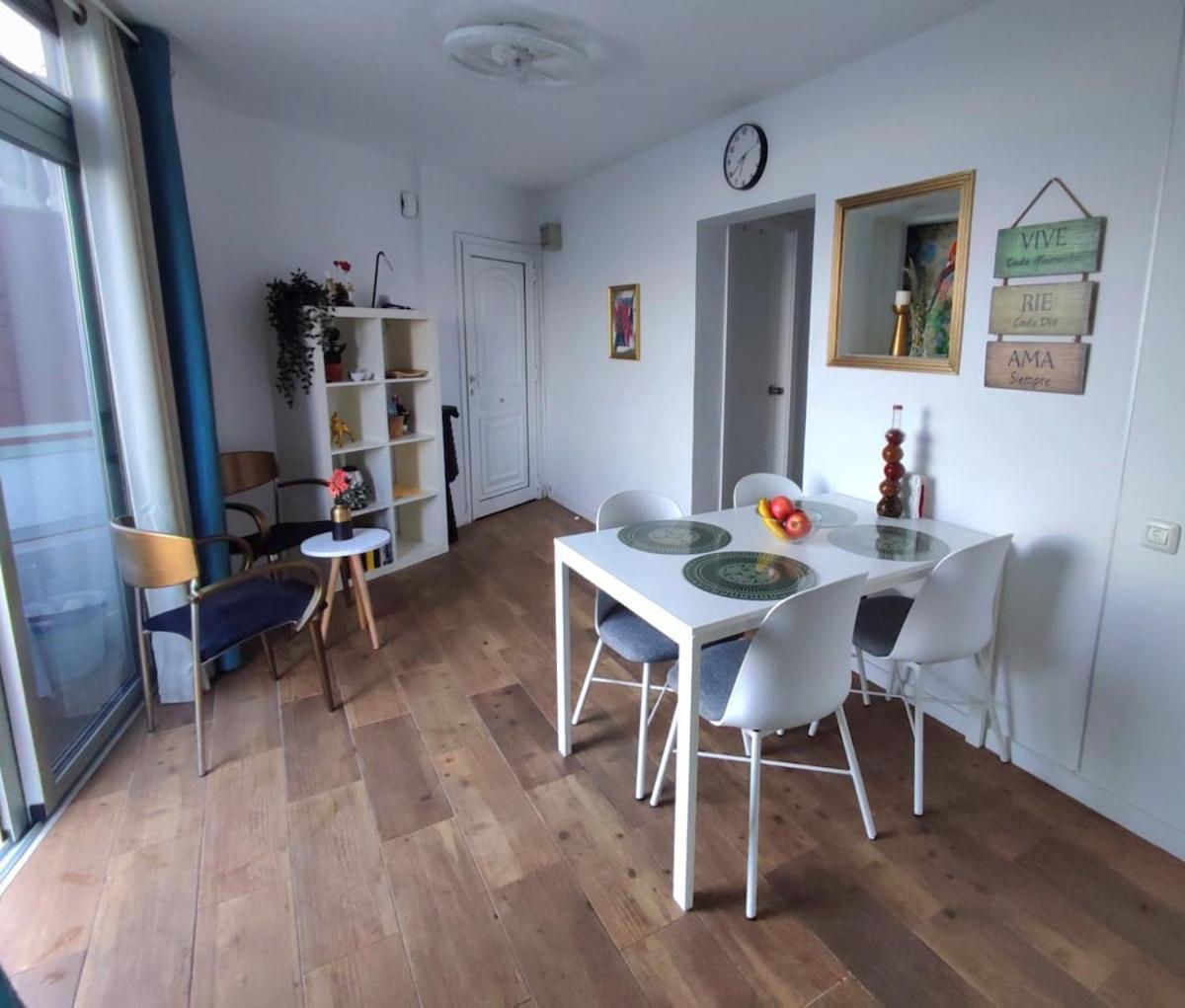 Сasa de vacaciones Warm & Cozy With Lovely Sea View *