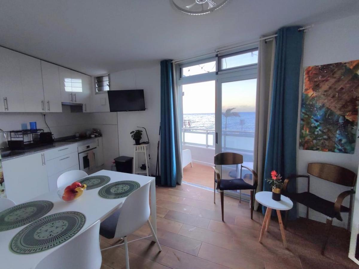 Warm & Cozy With Lovely Sea View Candelaria