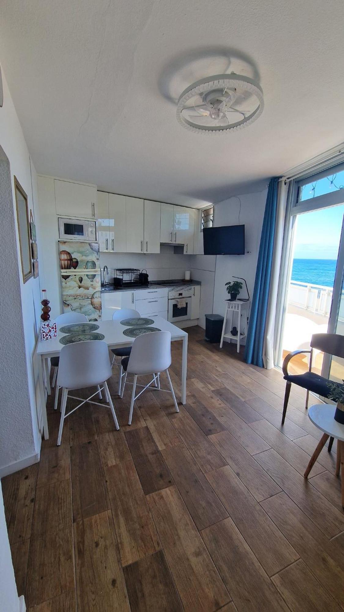 Warm & Cozy With Lovely Sea View * Candelaria