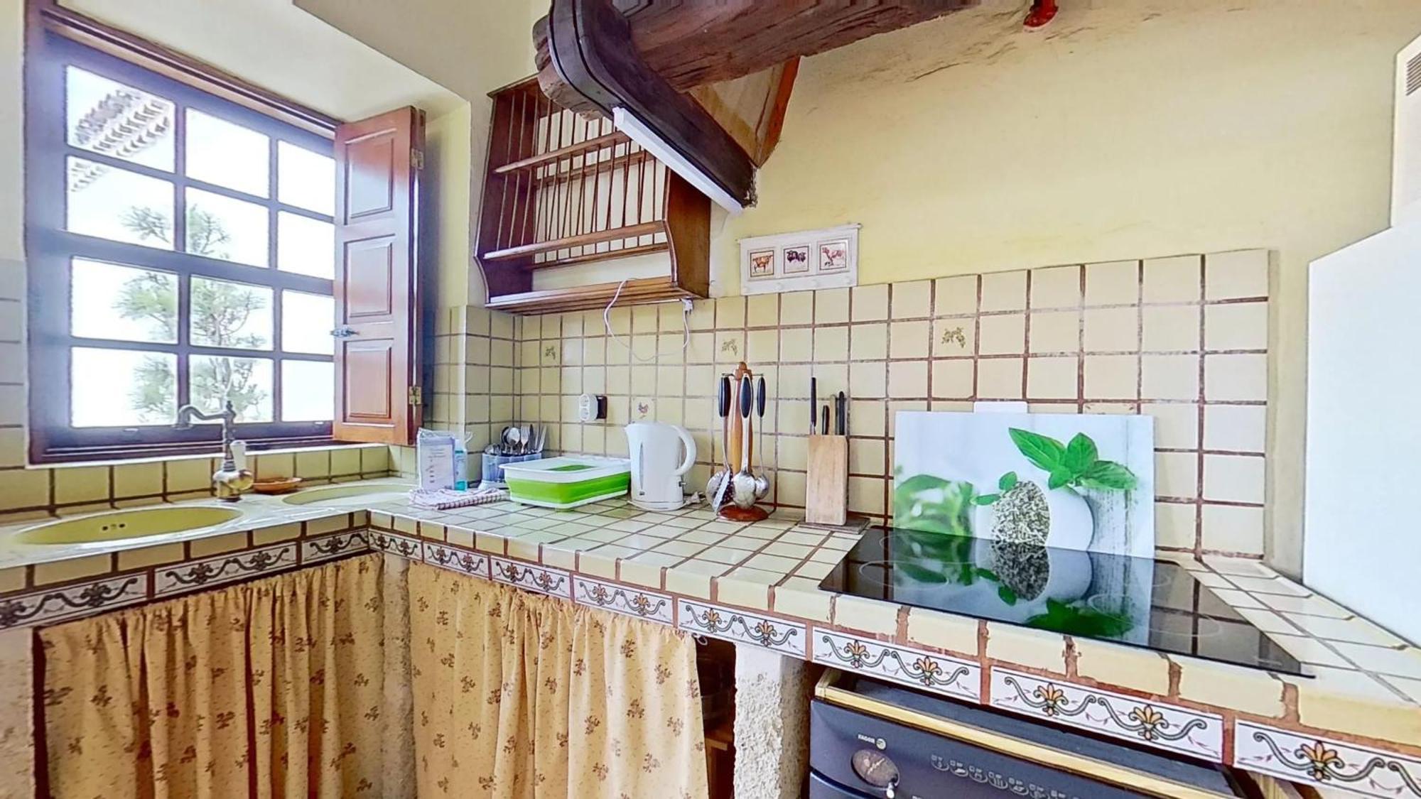 Charming House In With A Shared Pool La Laguna (Tenerife)
