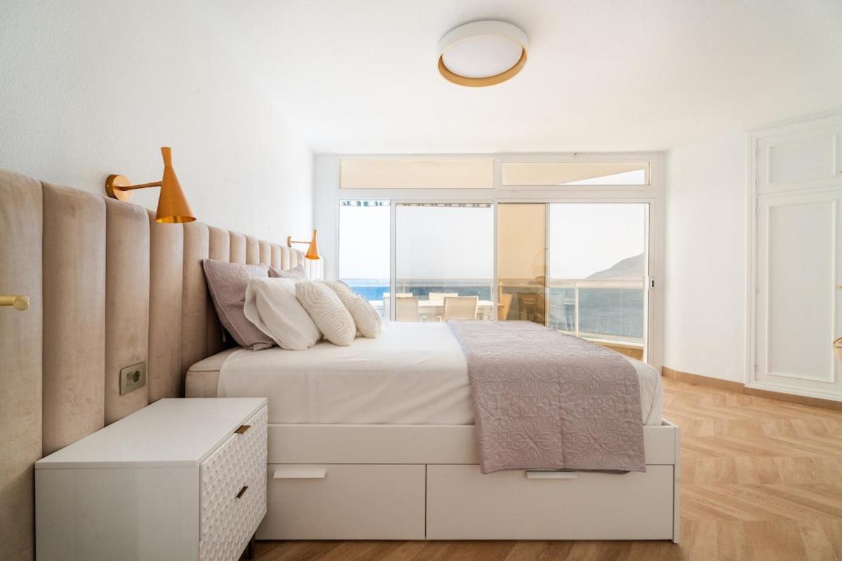 Stunning Front Line Penthouse Sea And Pool * El Médano