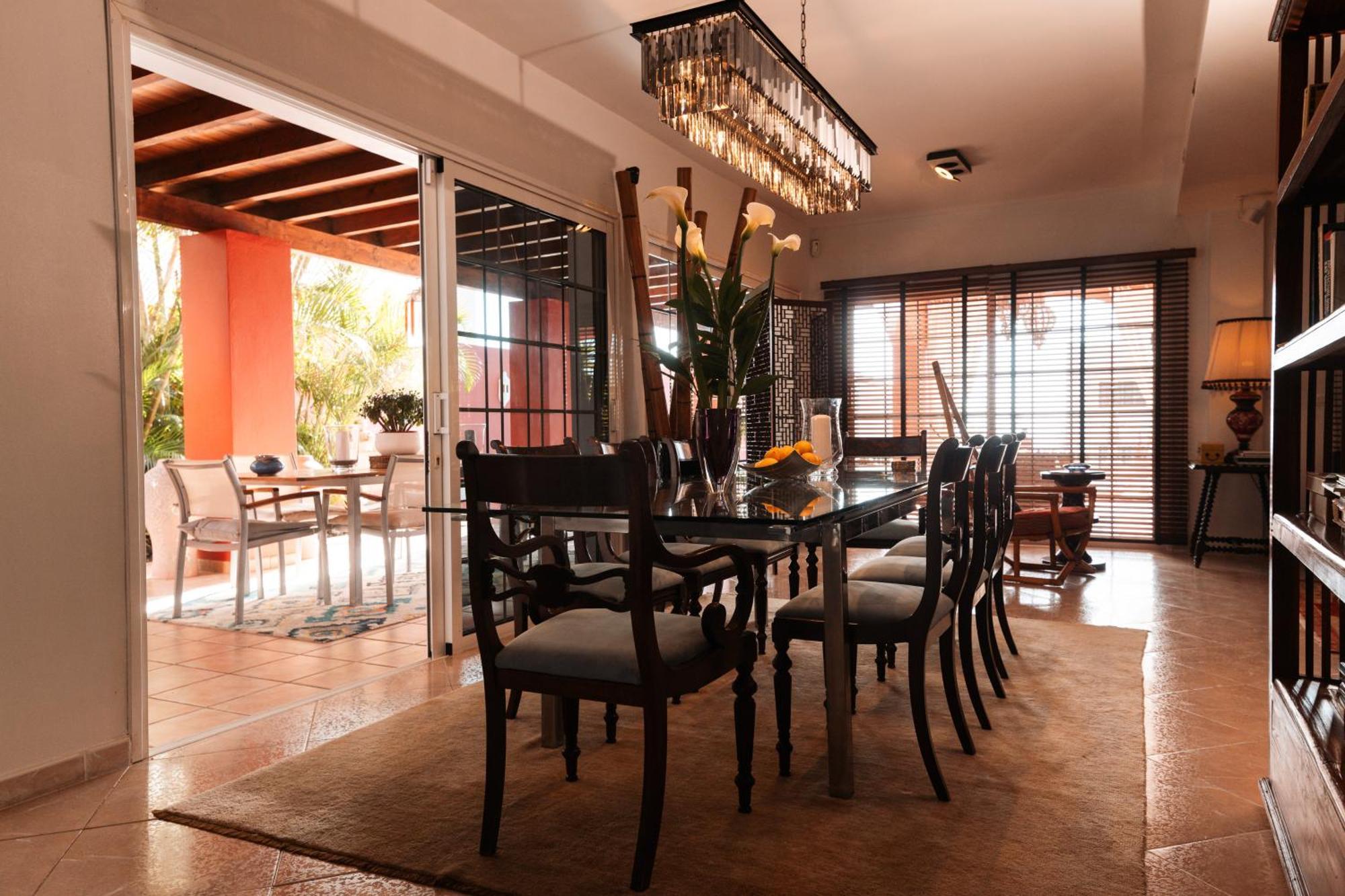 Villa Red-house *