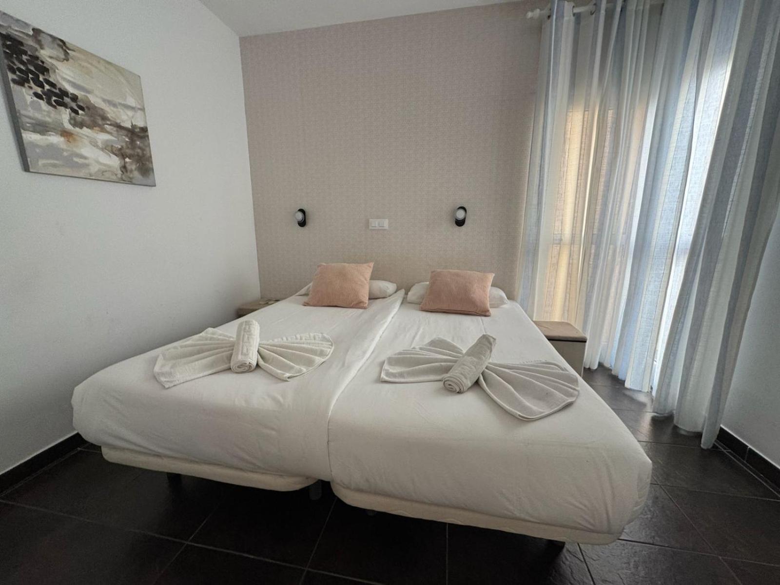 Apartment White Sensation *