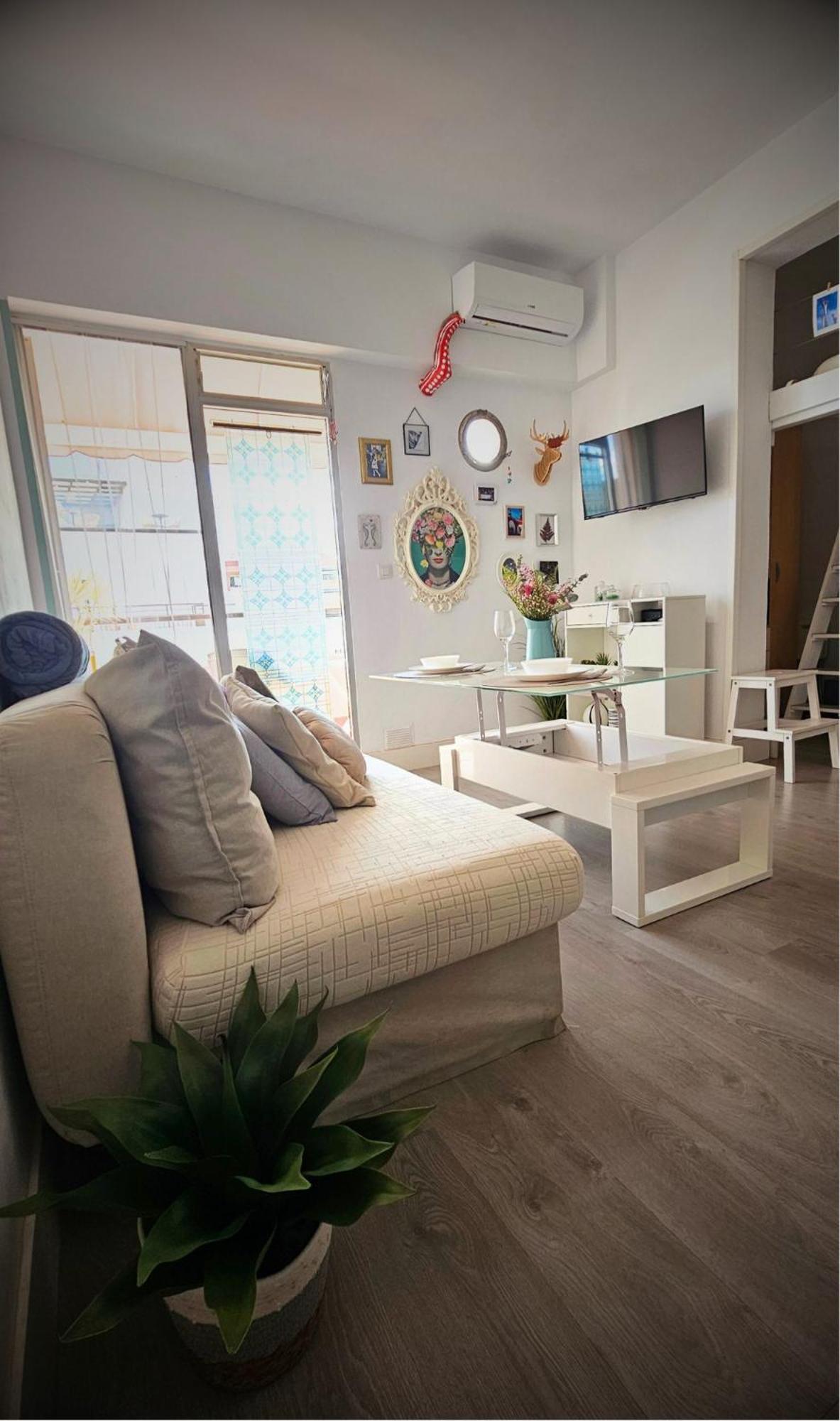 La Perla Holidays Apartment *