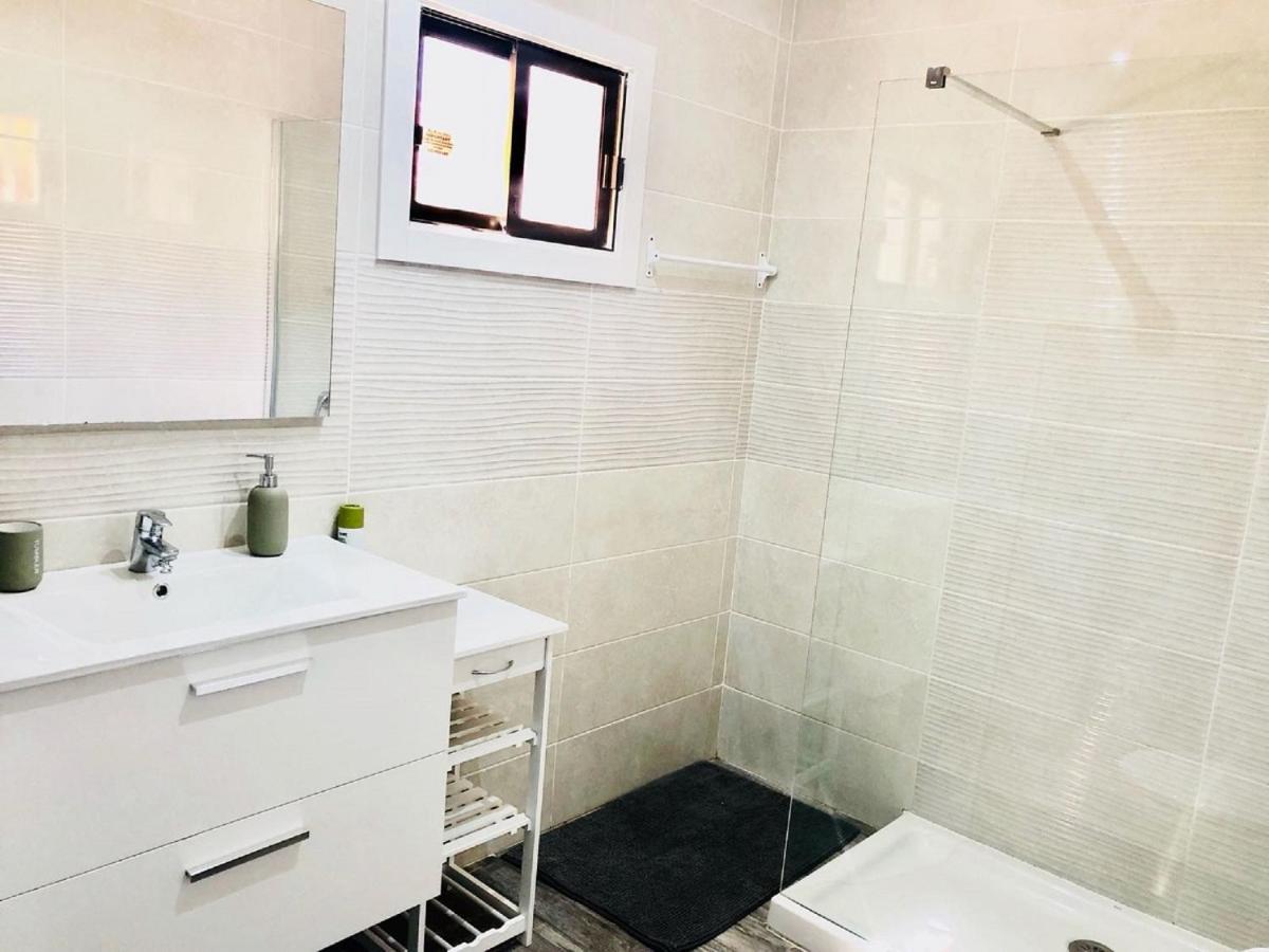Amazing Holidays In Tenerife With Wifi Apartment *