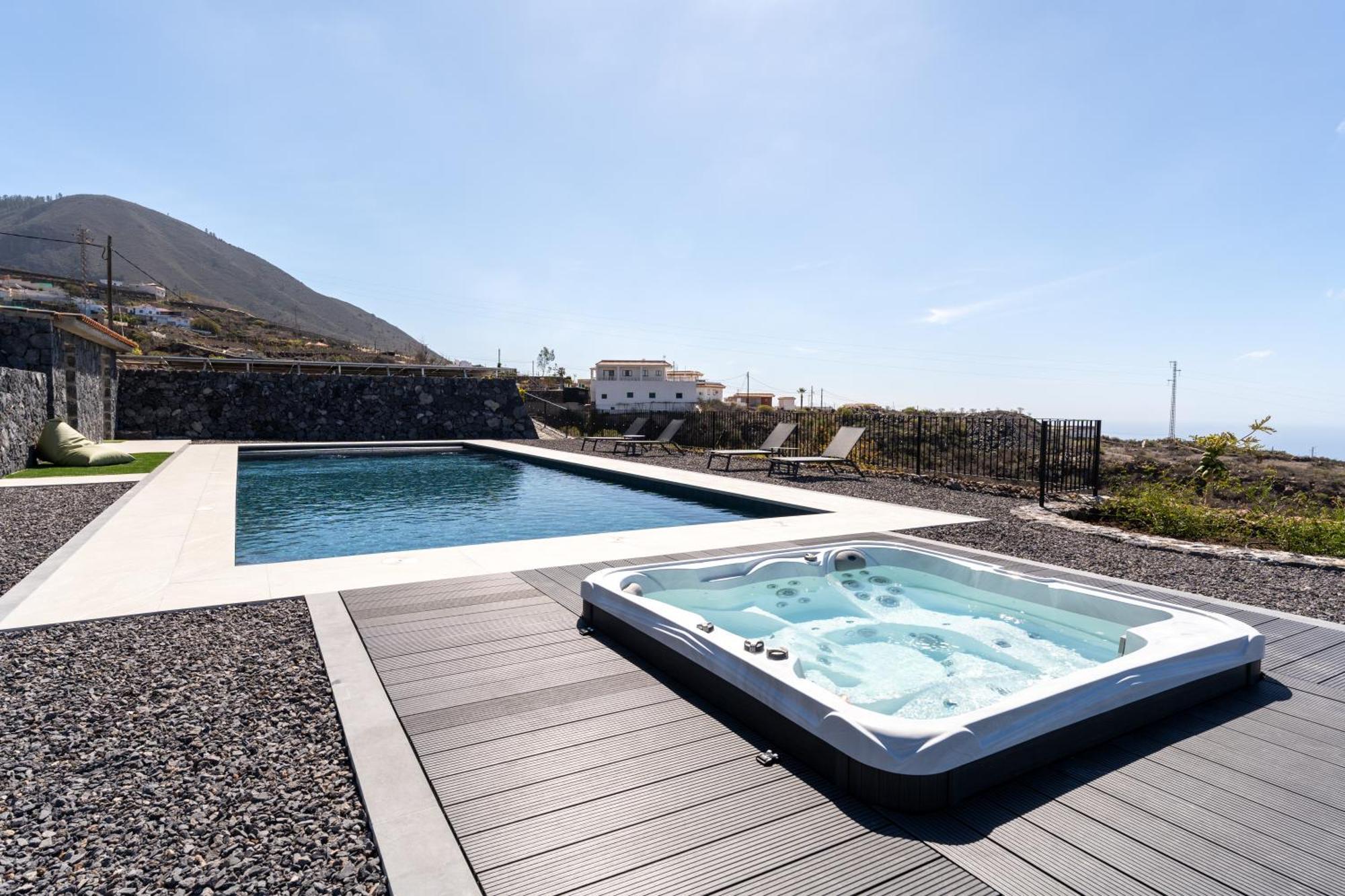 El Vinche Guia de Isora (Tenerife)